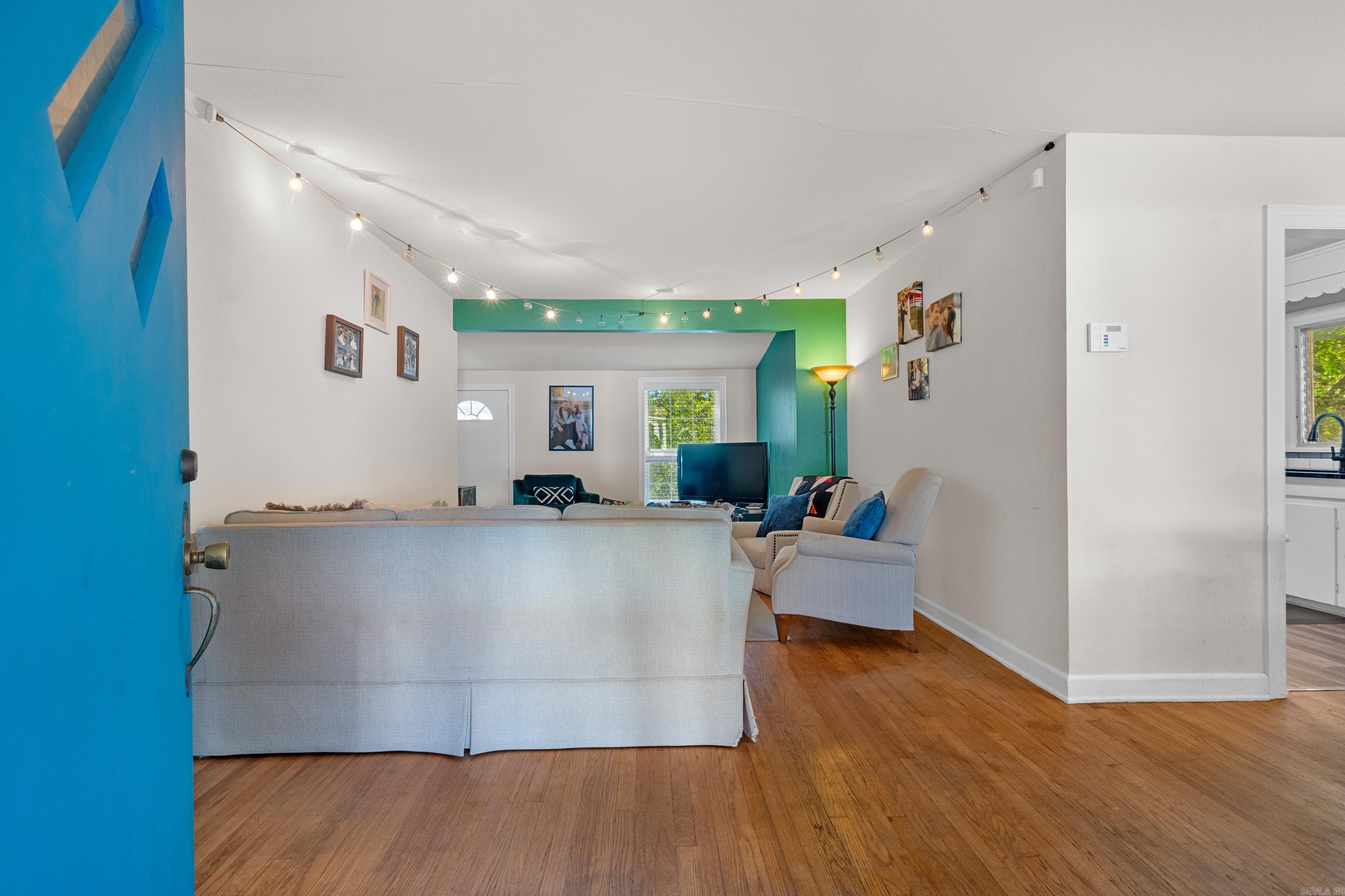 213 Noles Street Property Photo