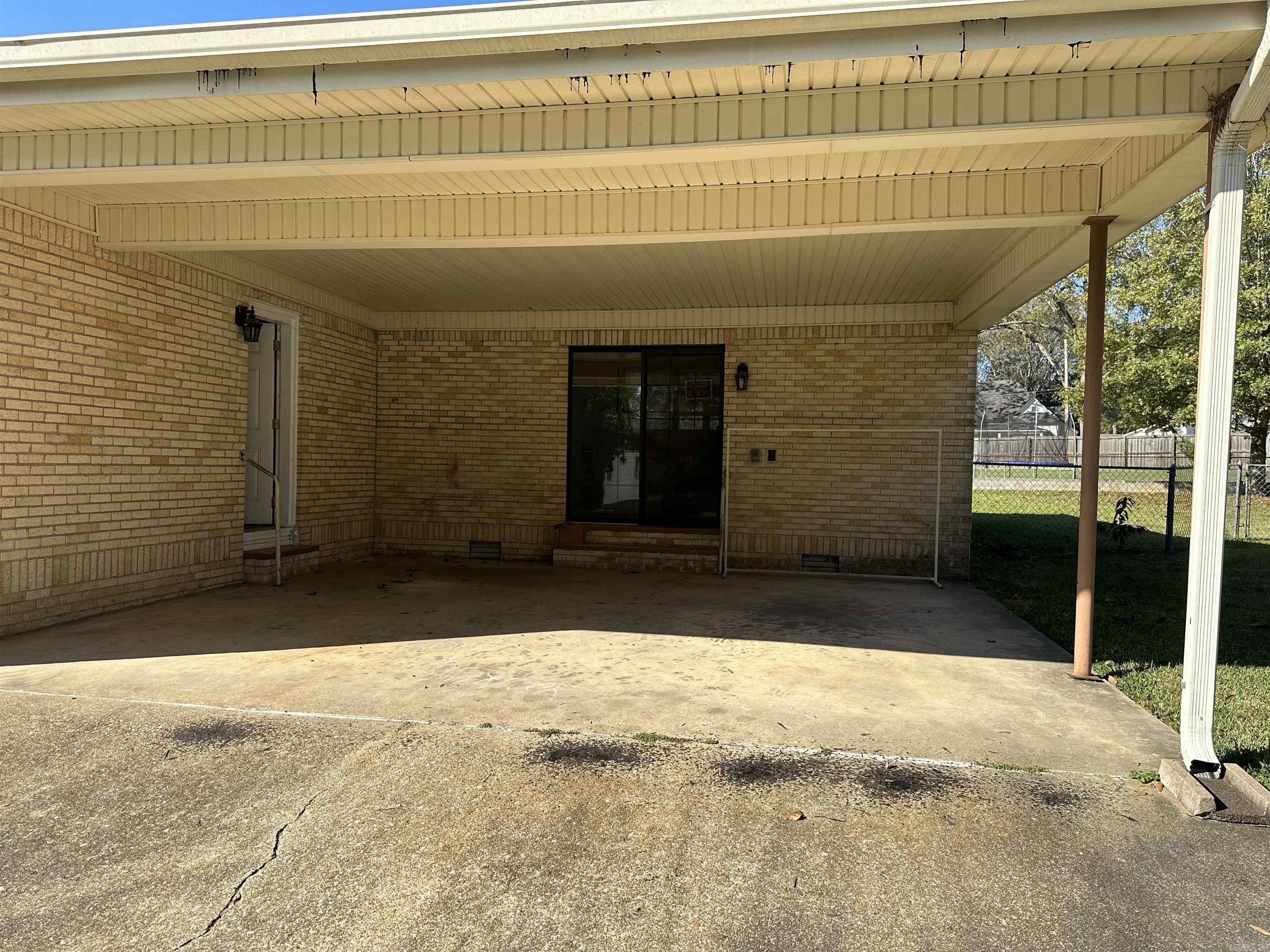 619 Westbrook Street Property Photo 19