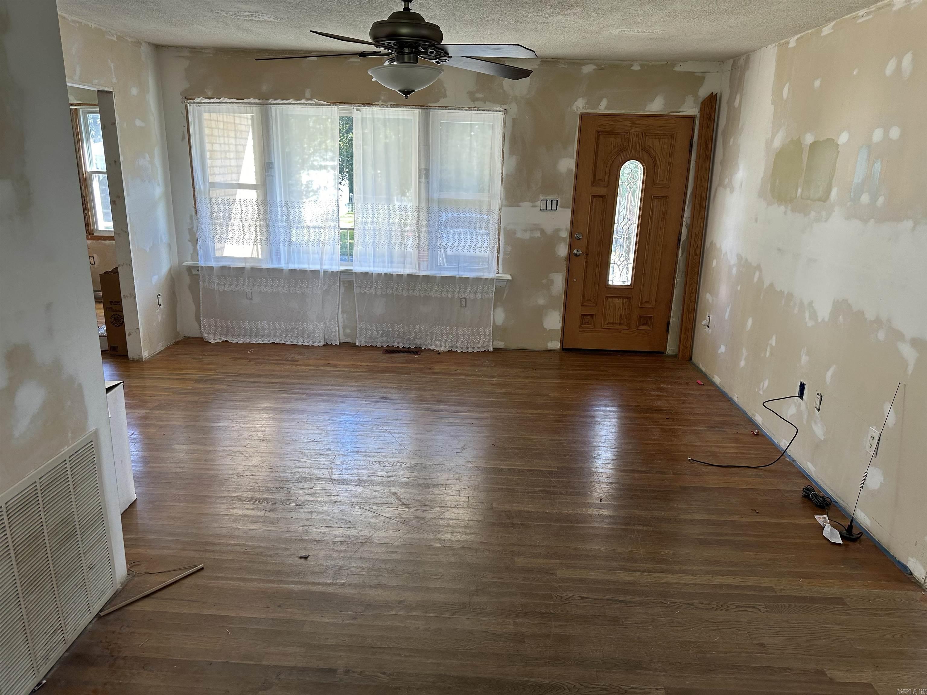 619 Westbrook Street Property Photo 21