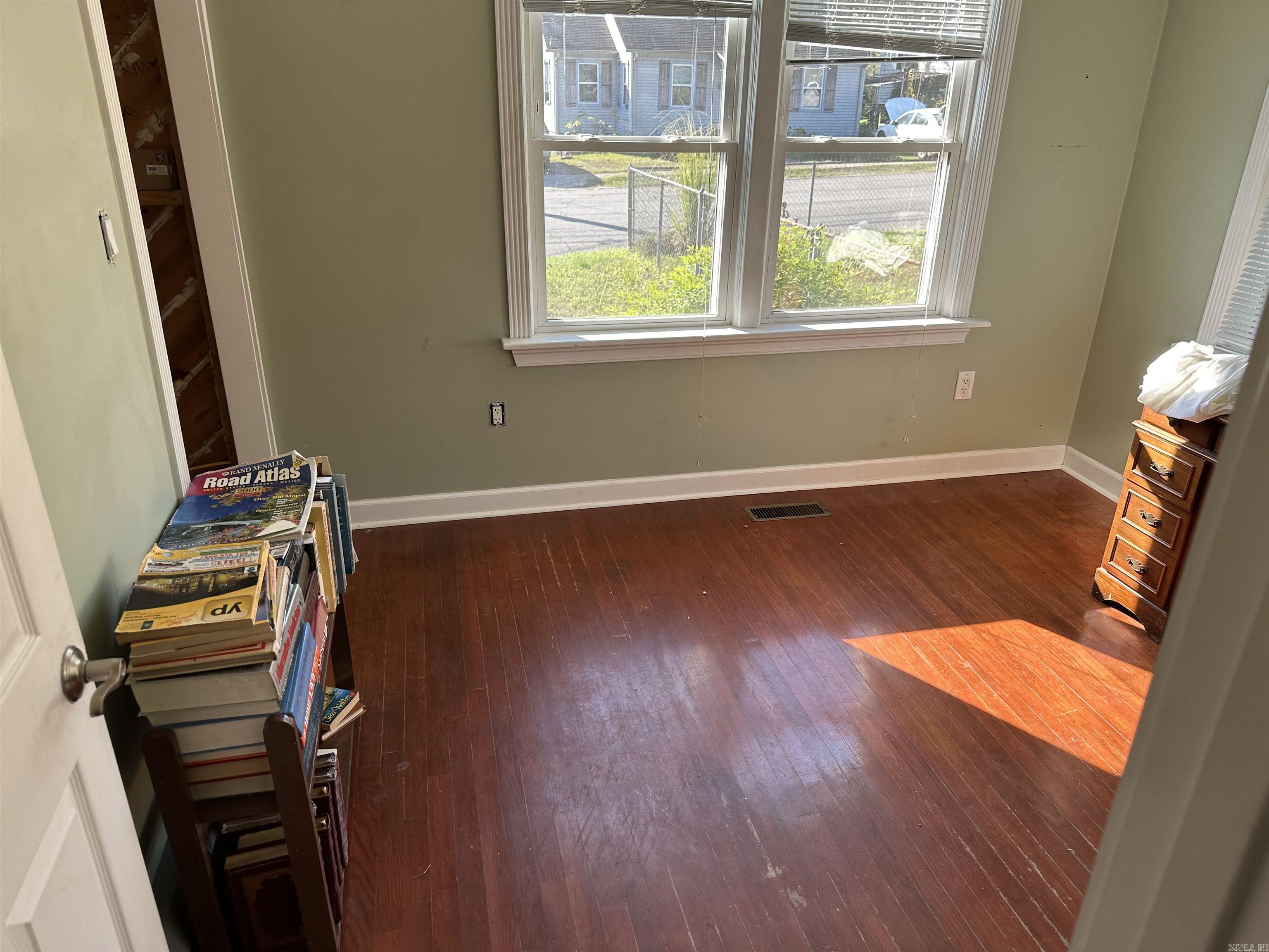 619 Westbrook Street Property Photo 26