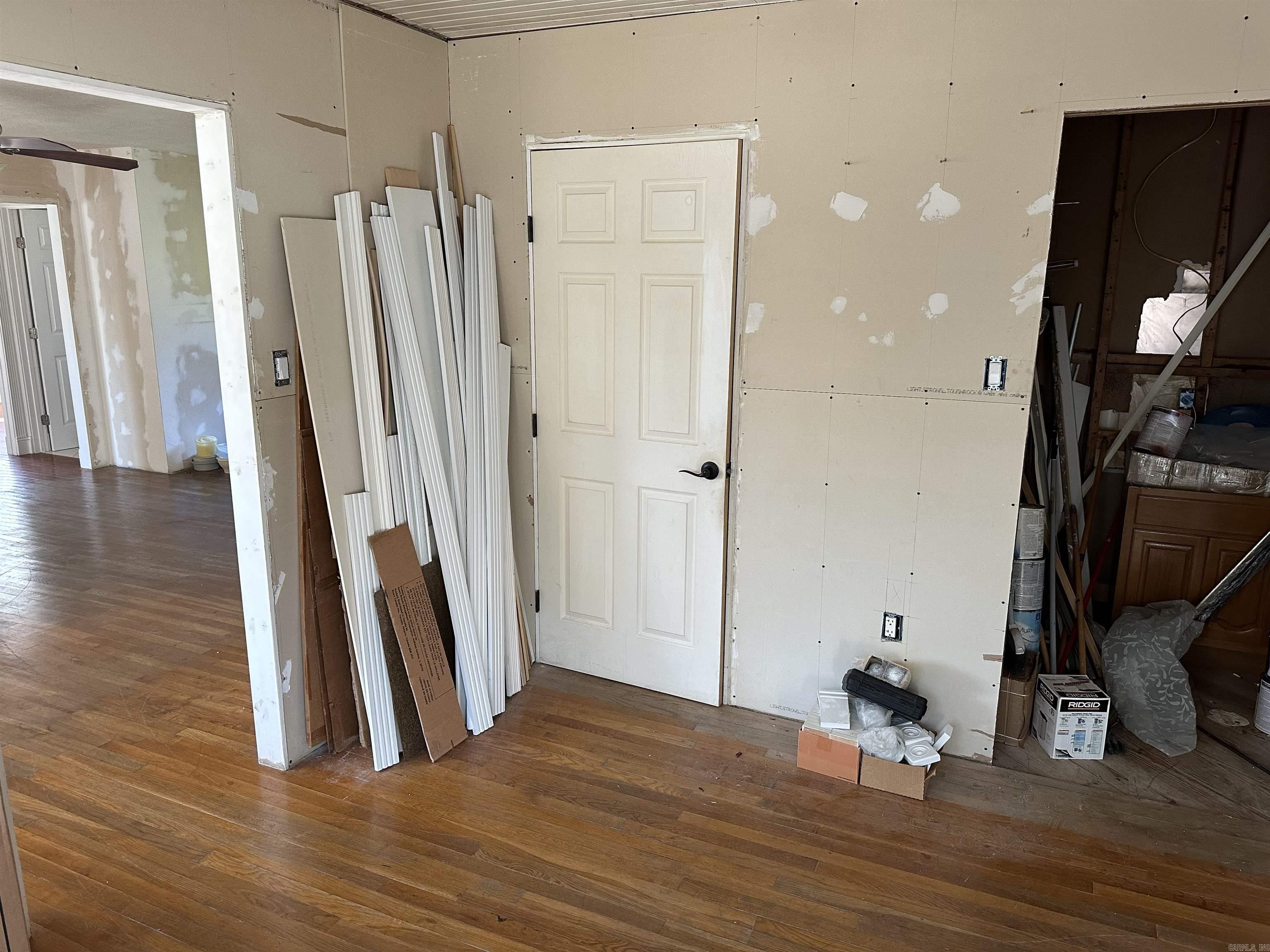 619 Westbrook Street Property Photo 44