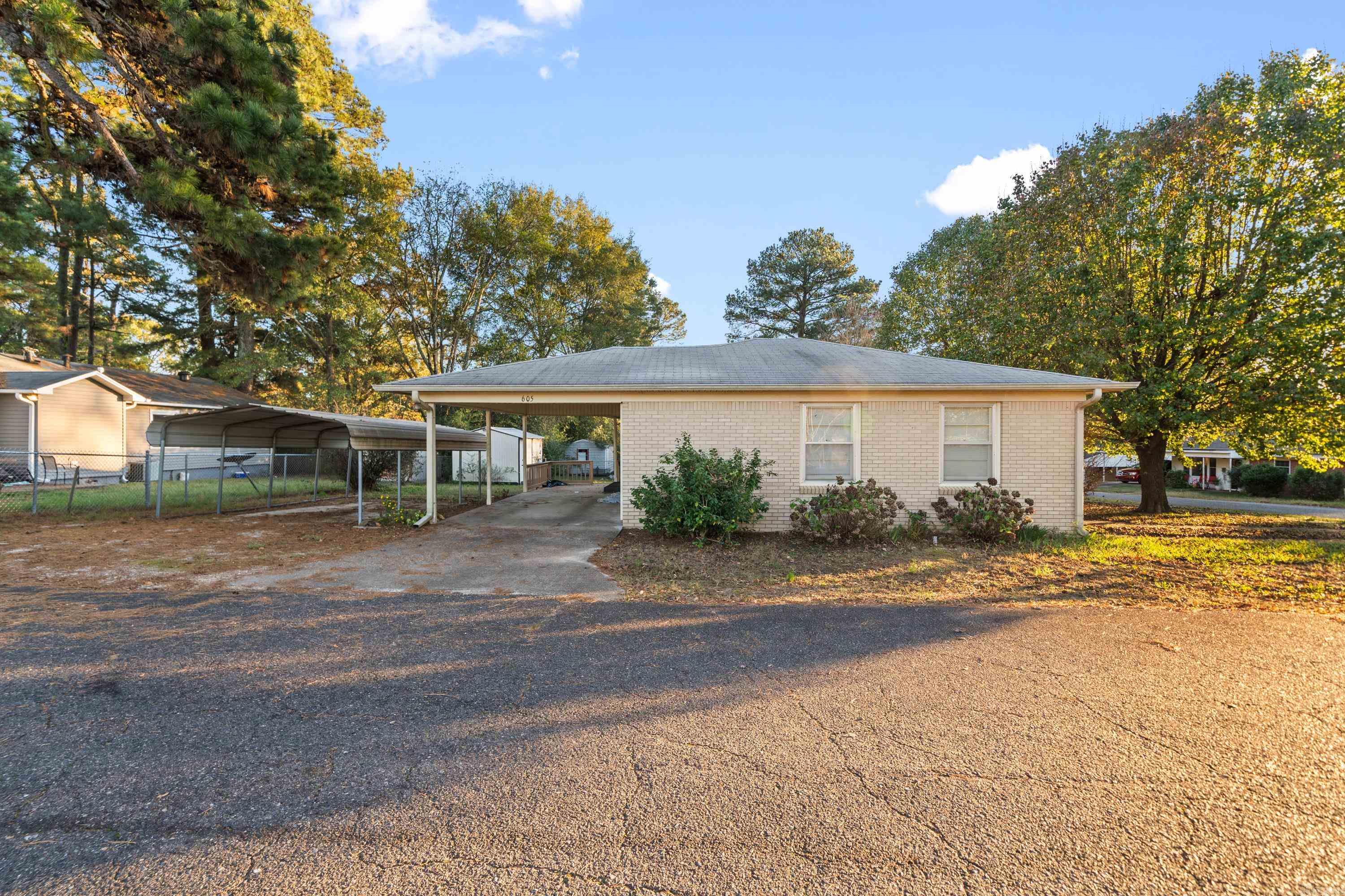 605 Orchard Property Image