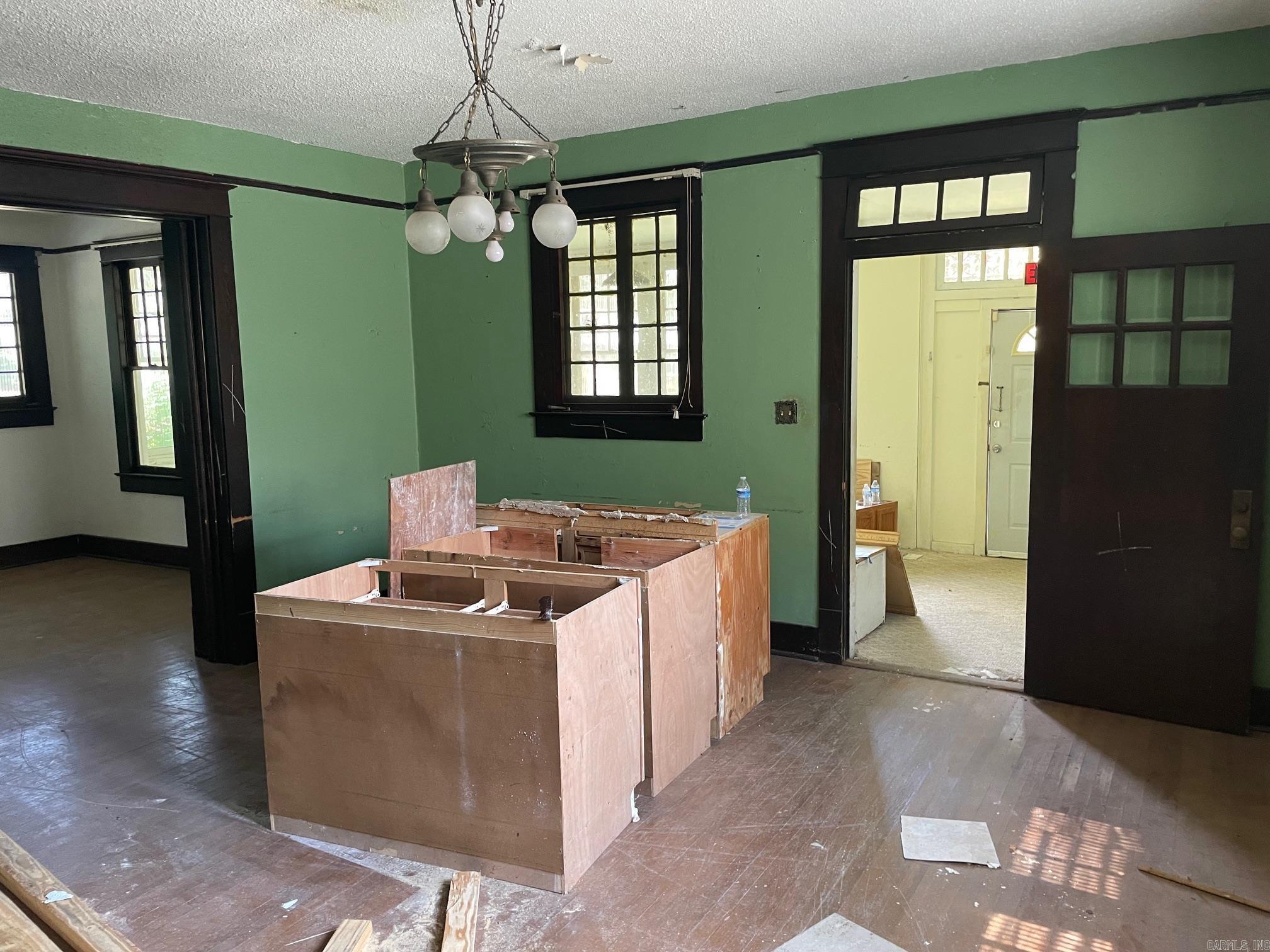 1700 S Laurel St Property Photo 3