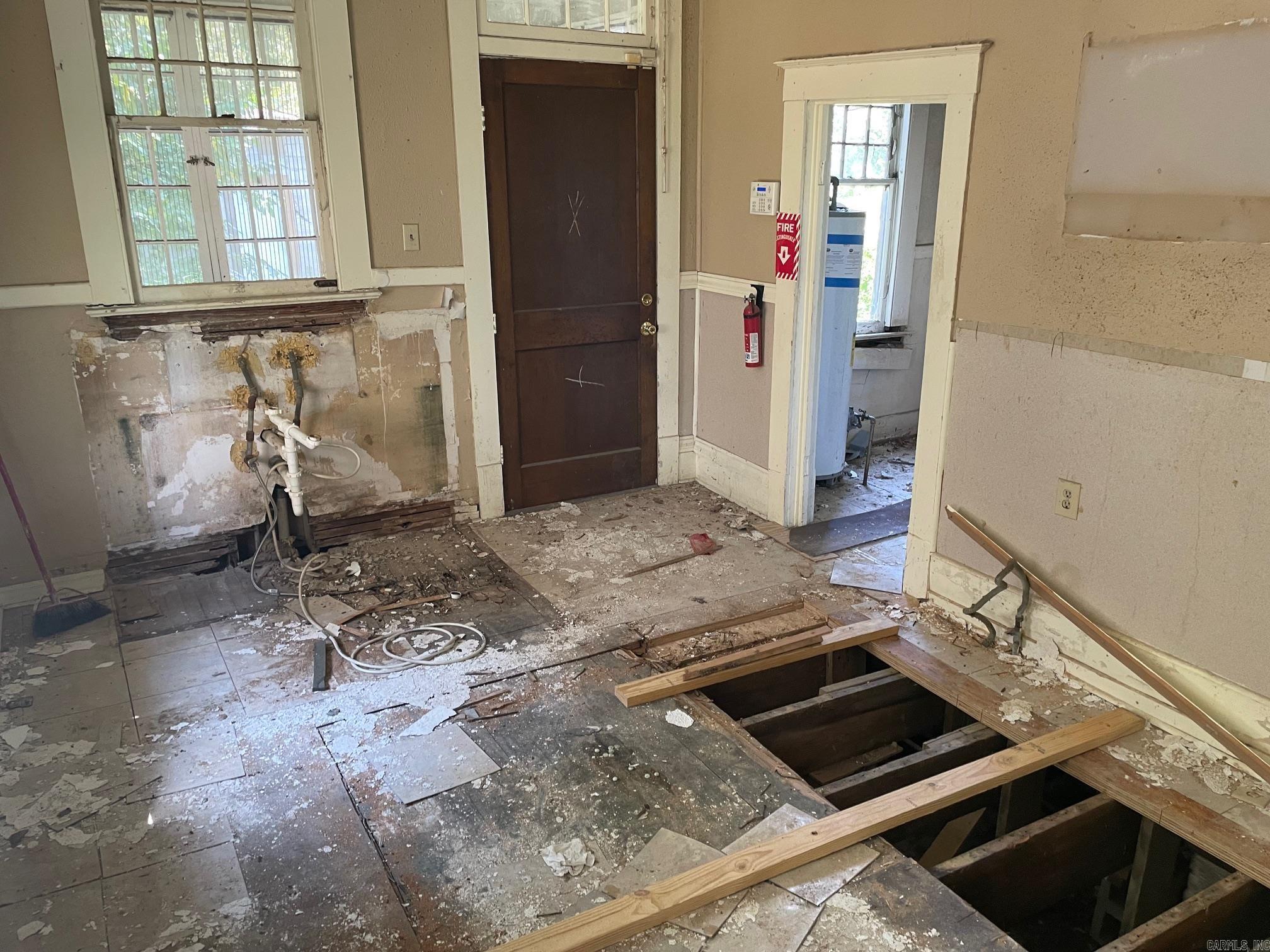 1700 S Laurel St Property Photo 8