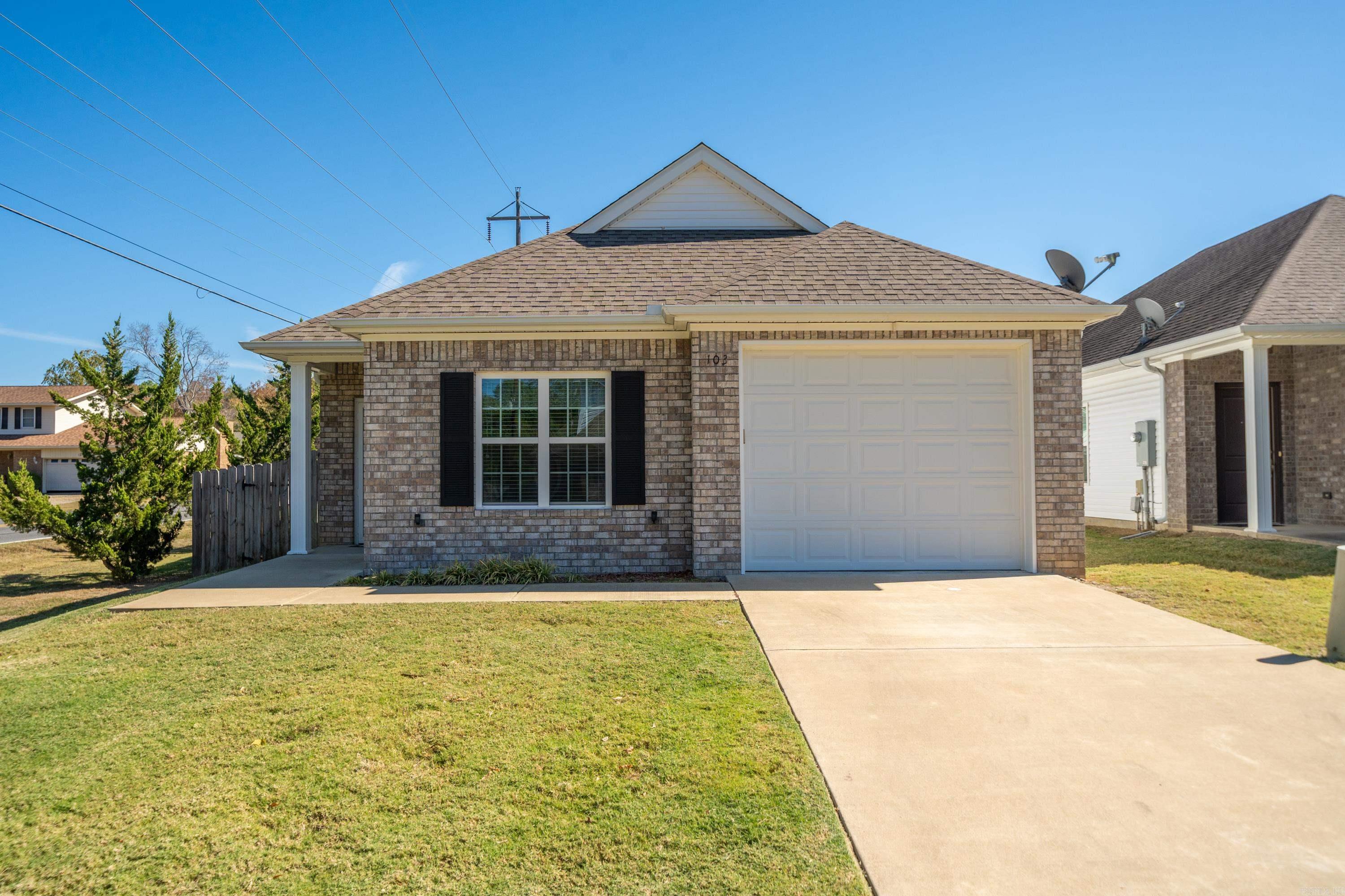 103 Sunflower Street Property Photo