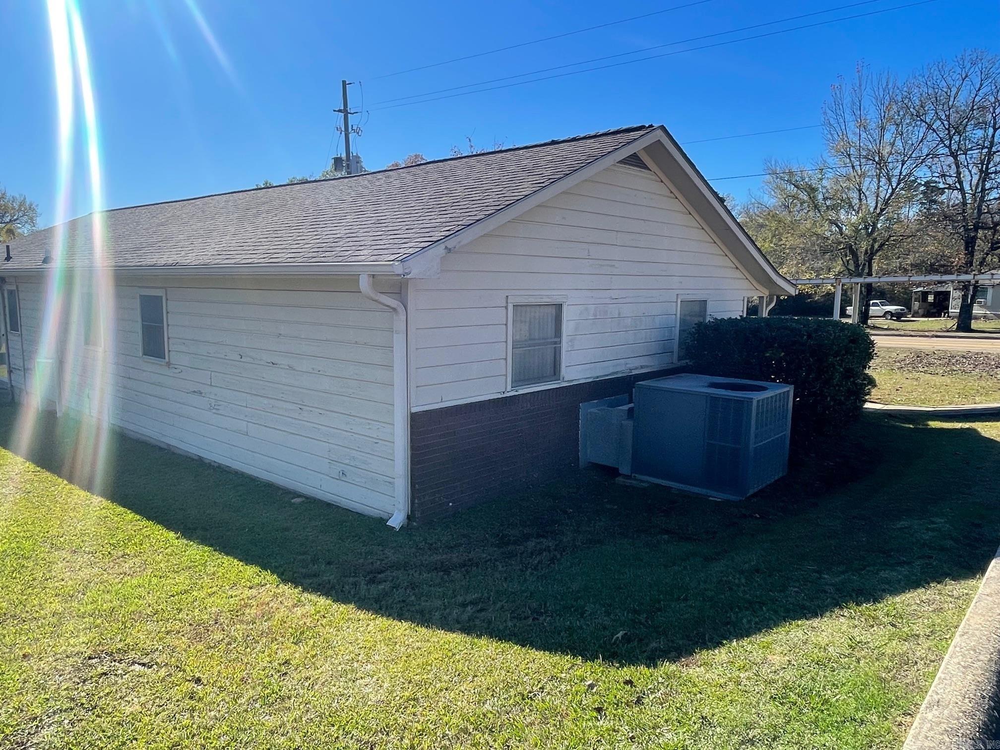 1600 Reine Street Property Photo 18