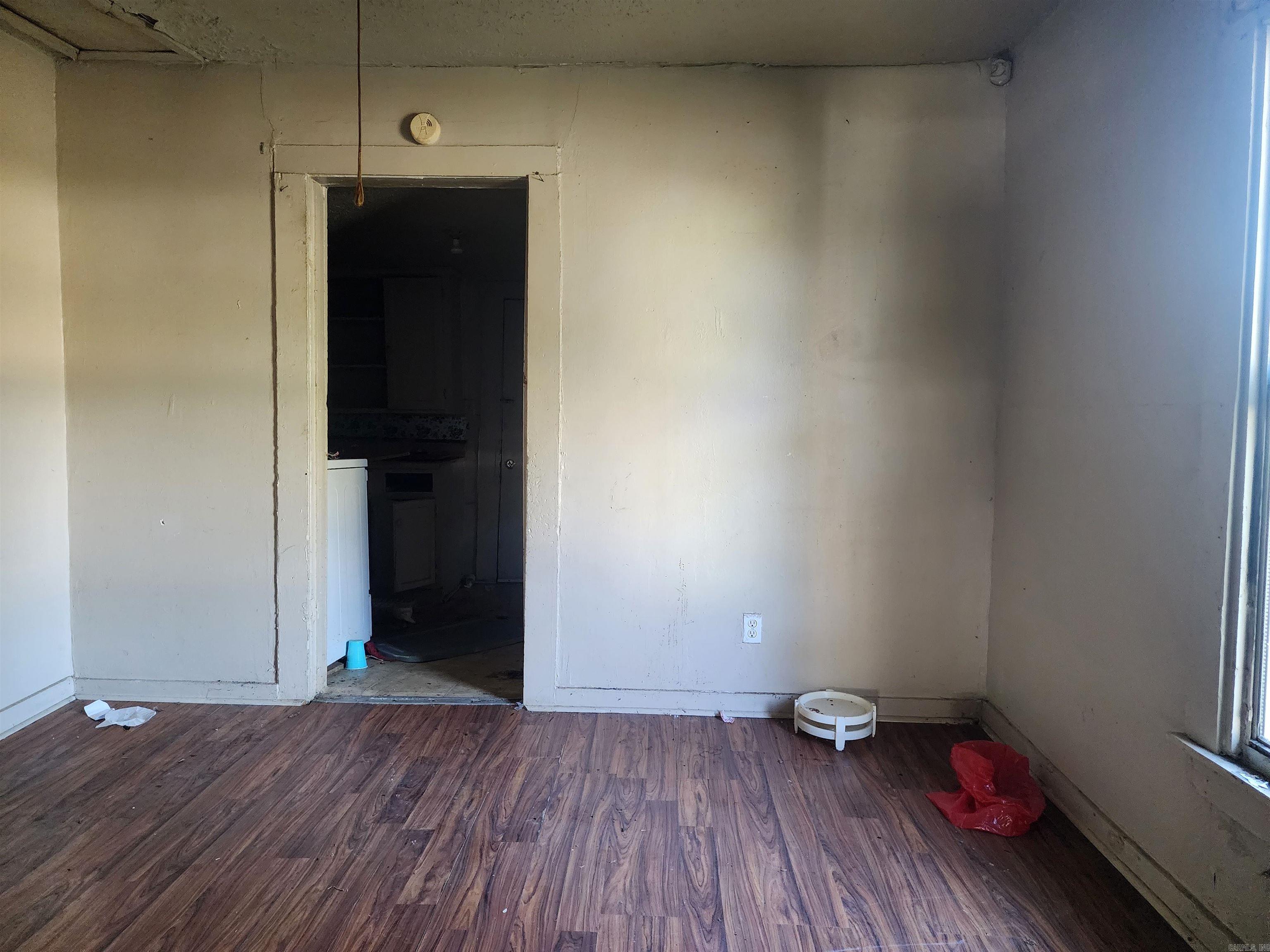 2920 Scott Street Property Photo 6