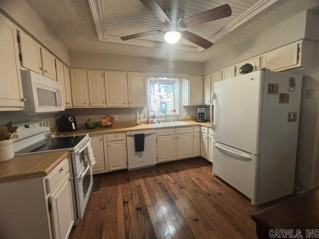 1 Soltar Lane Property Photo 13