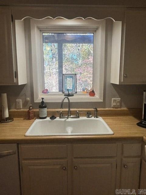 1 Soltar Lane Property Photo 15
