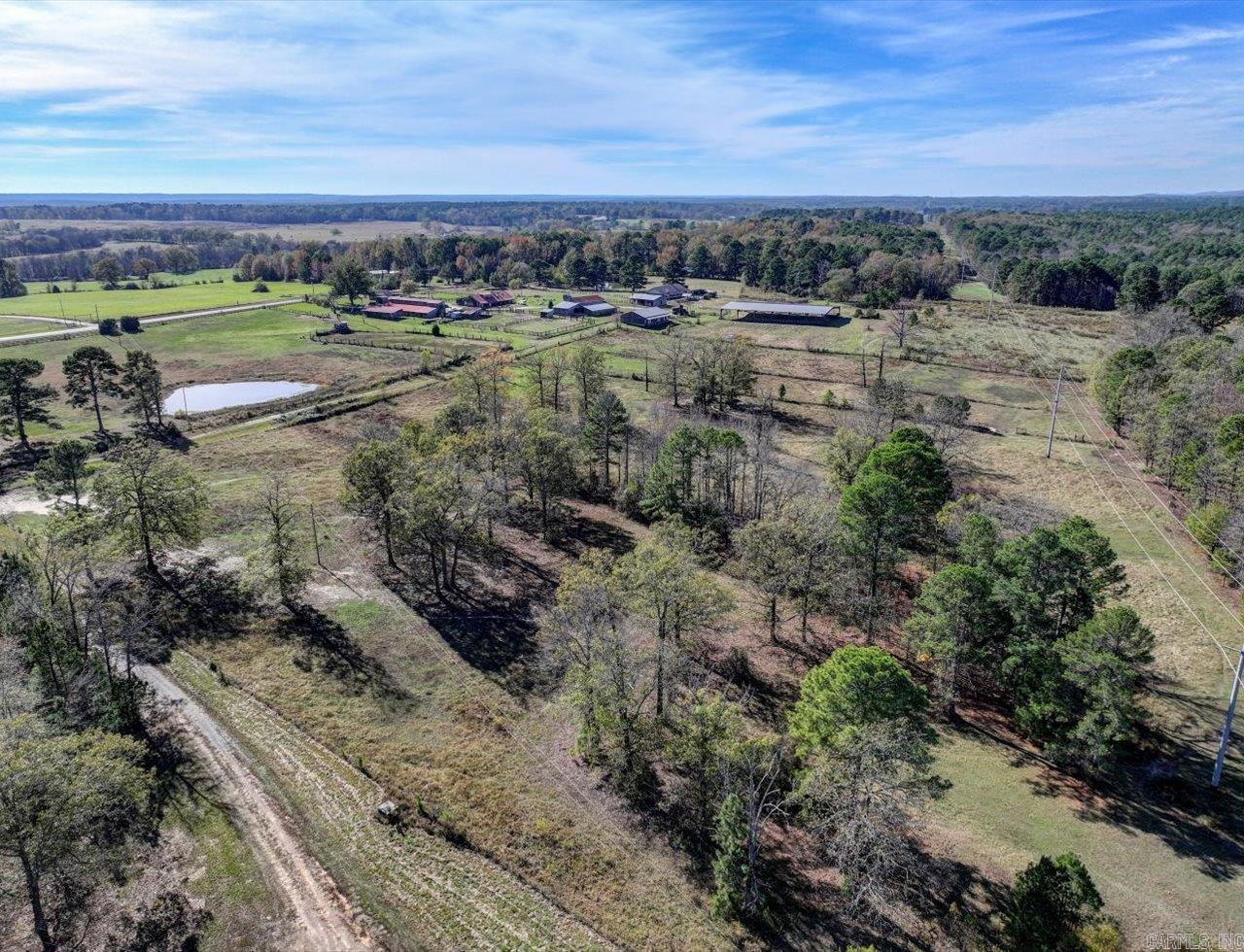 18192 Highway 84 Property Photo 7