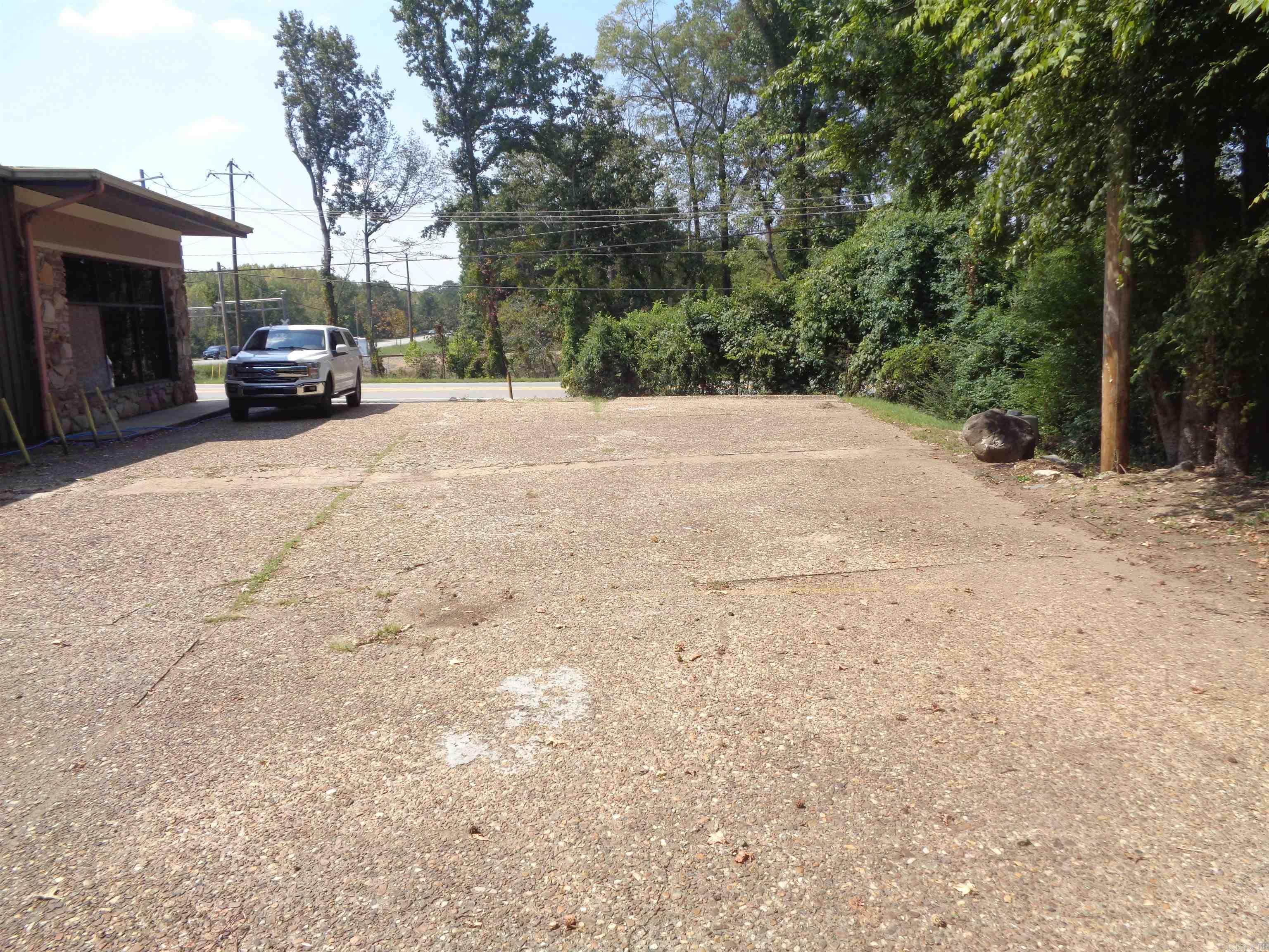 8819 Arch Street Pike Property Photo 43