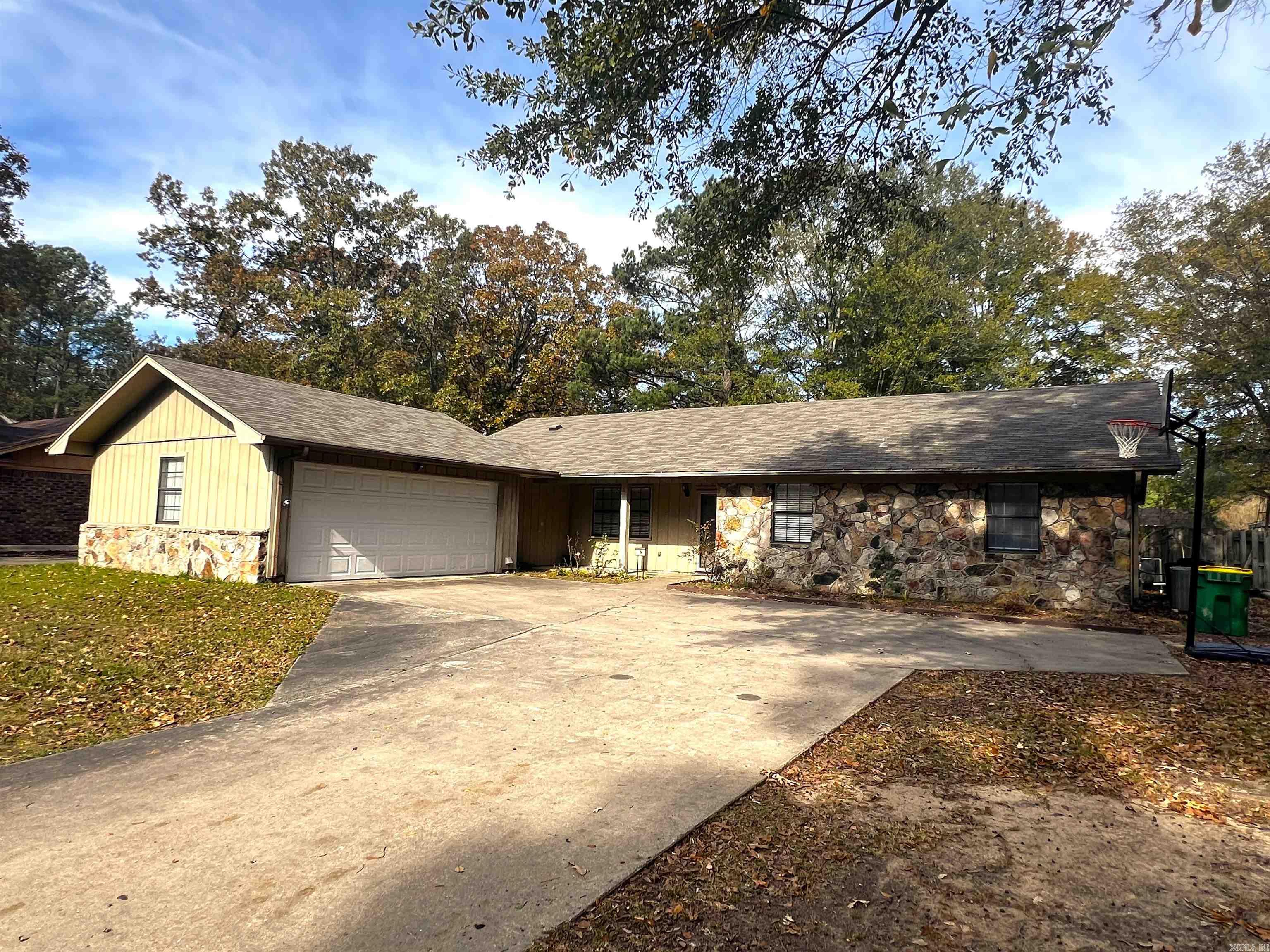 Colonial Park Phase Ii Real Estate Listings Main Image
