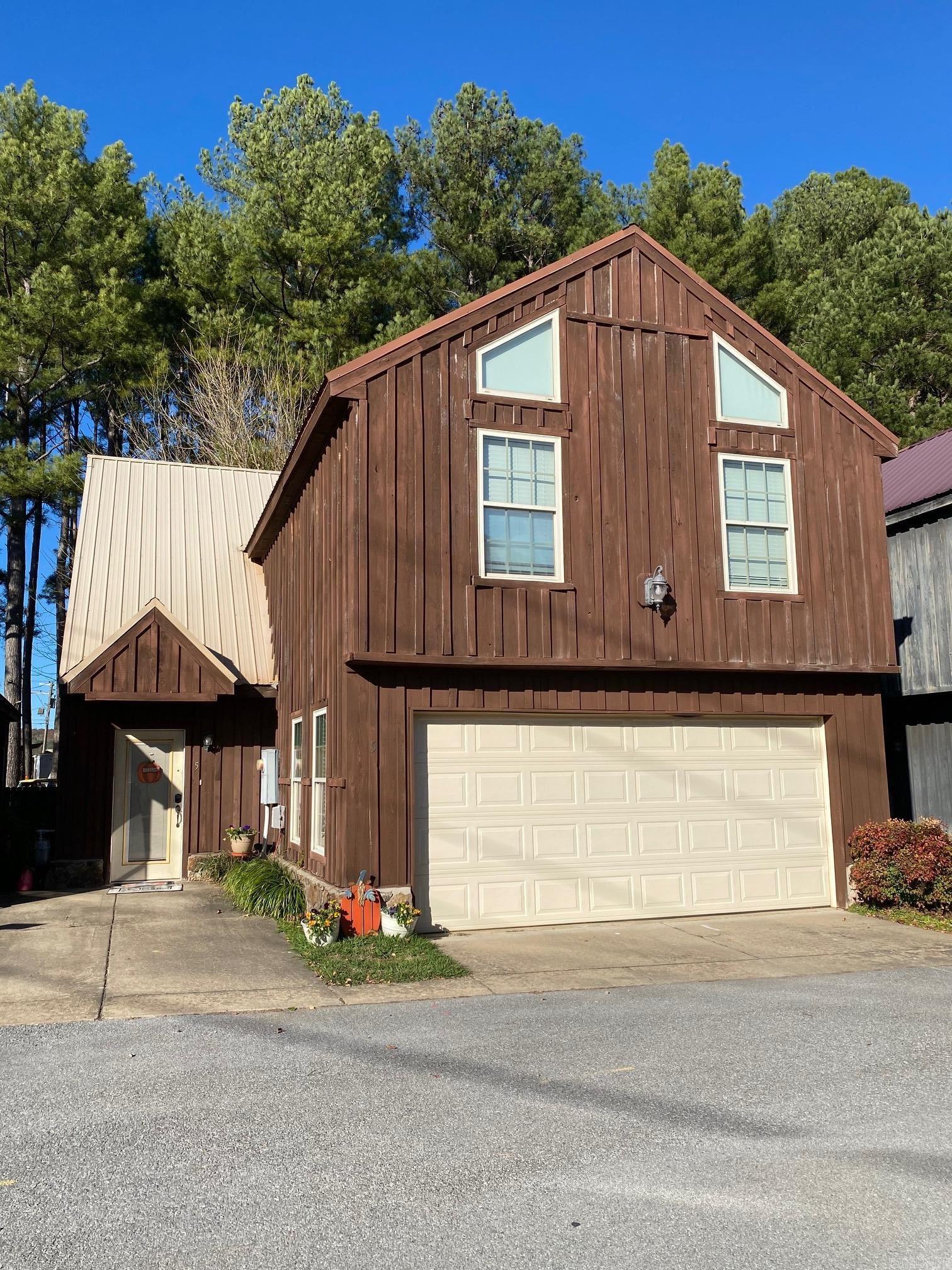 5 Jared Circle Property Photo 2