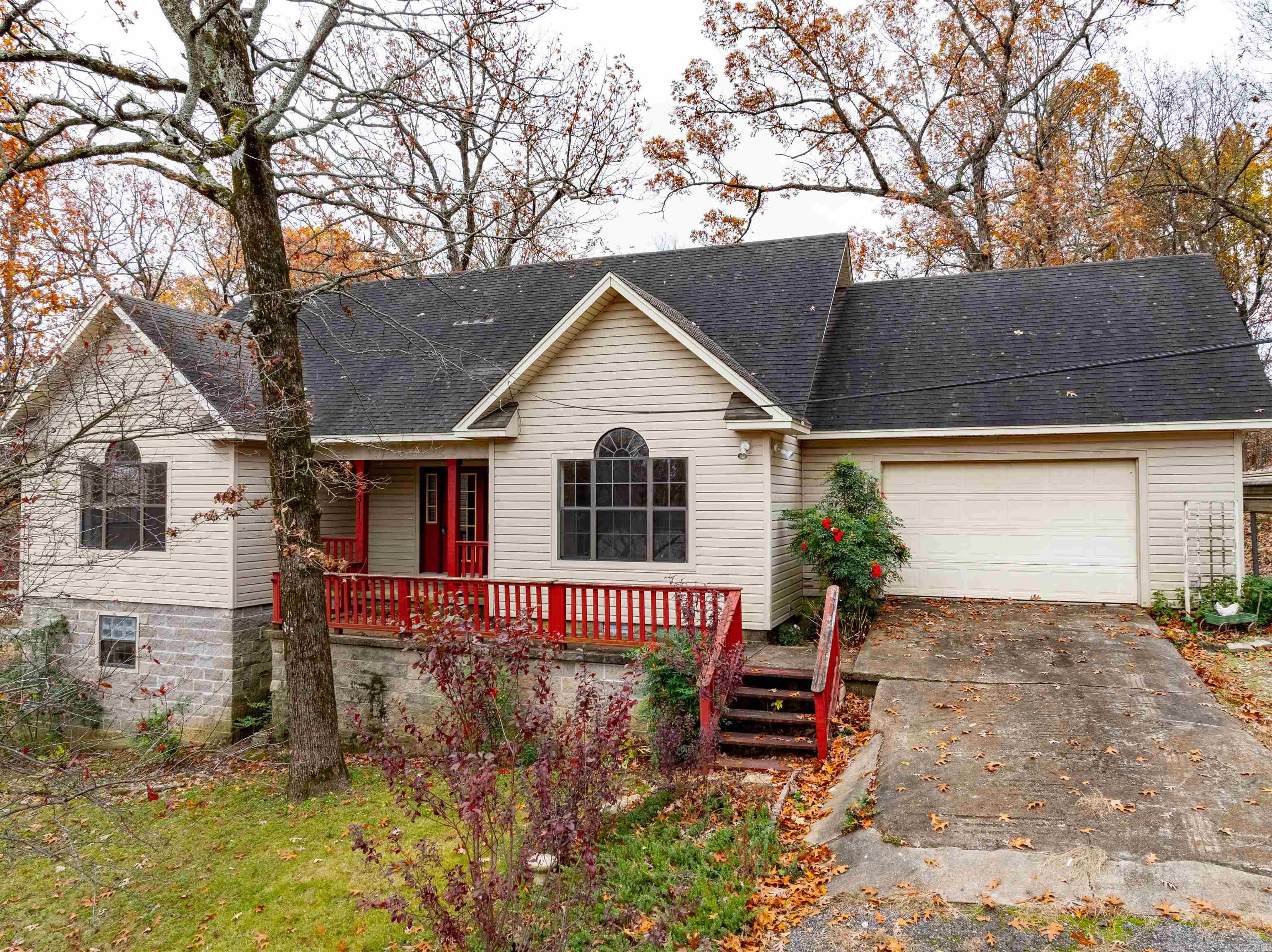 311 Dogwood Property Photo