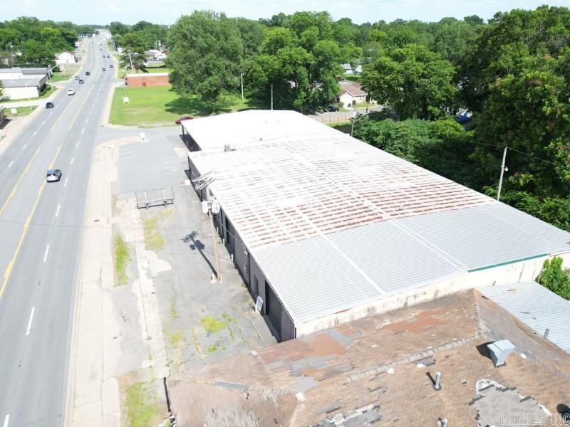 2222 E Broadway Street Property Photo 10