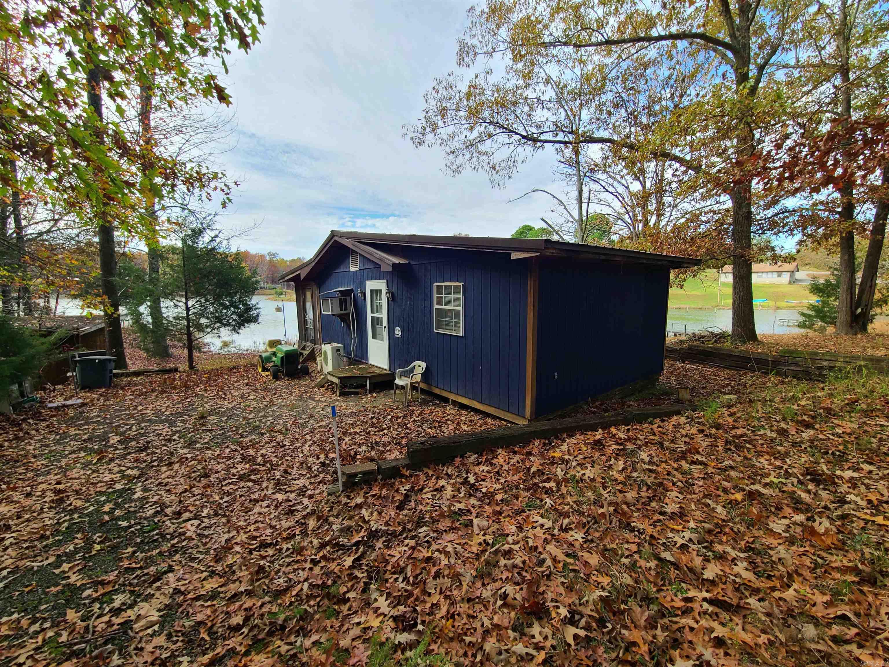 41 Clay 43 Road Property Photo