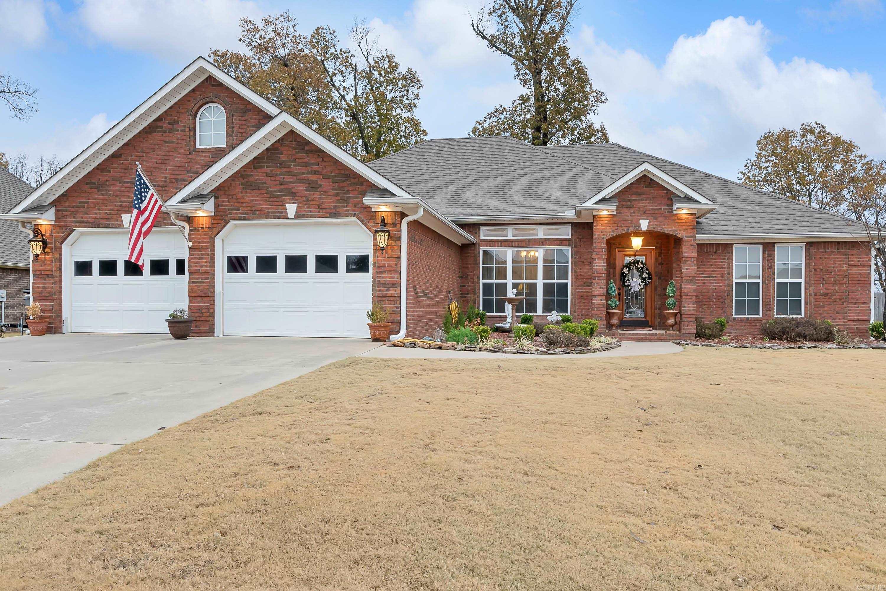 Cariirage Hills Real Estate Listings Main Image