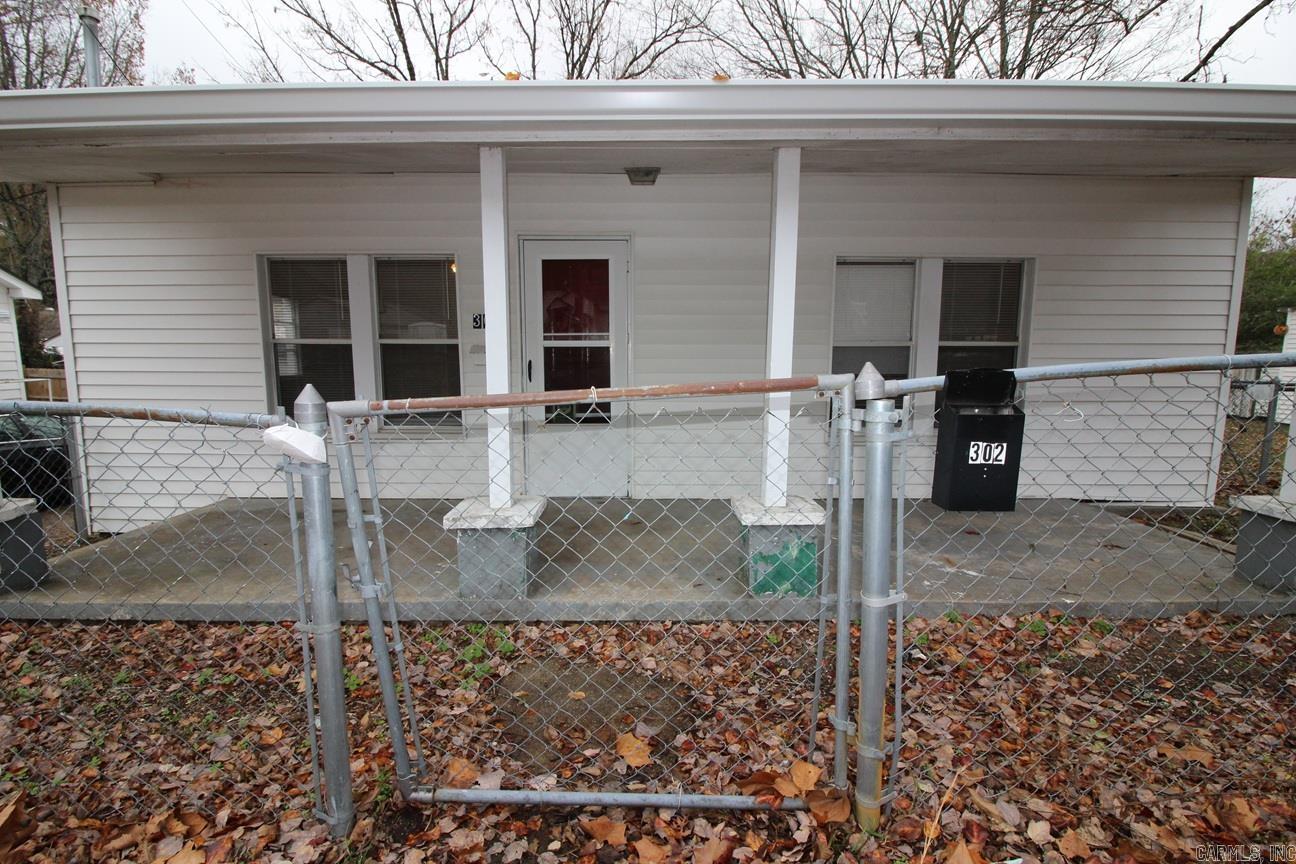 302 Westbrook Street Property Photo 1