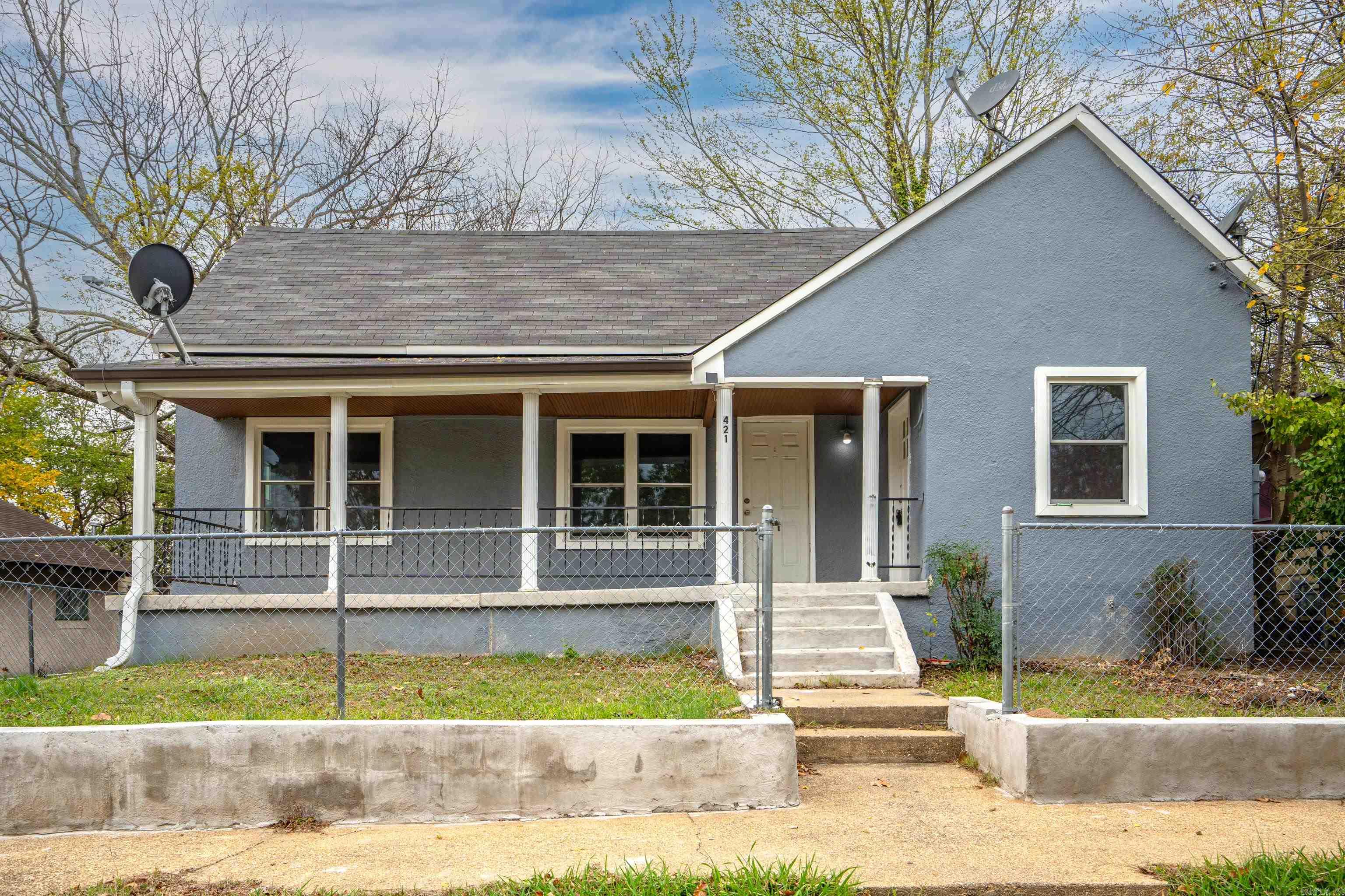 421 School Street Property Photo 1