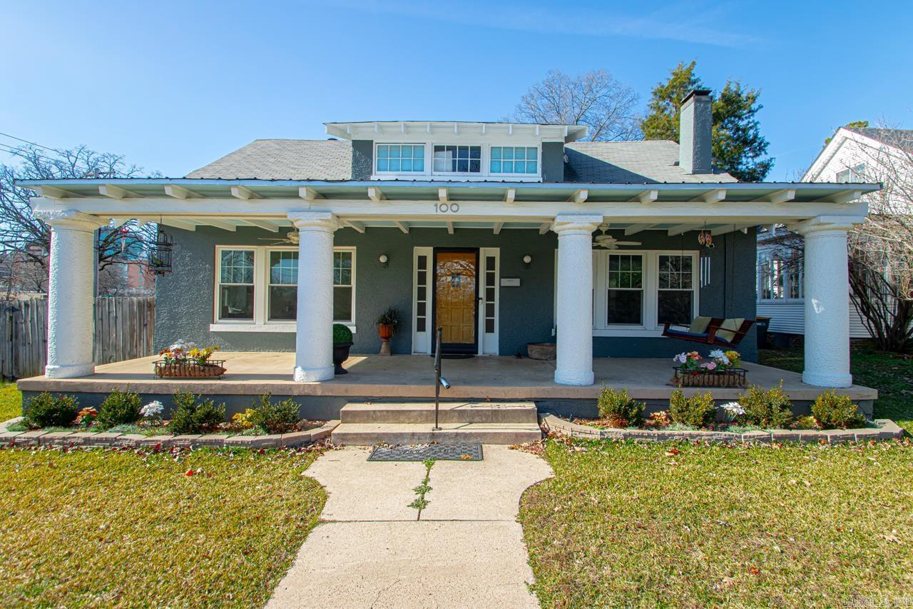 Colonial Court Real Estate Listings Main Image