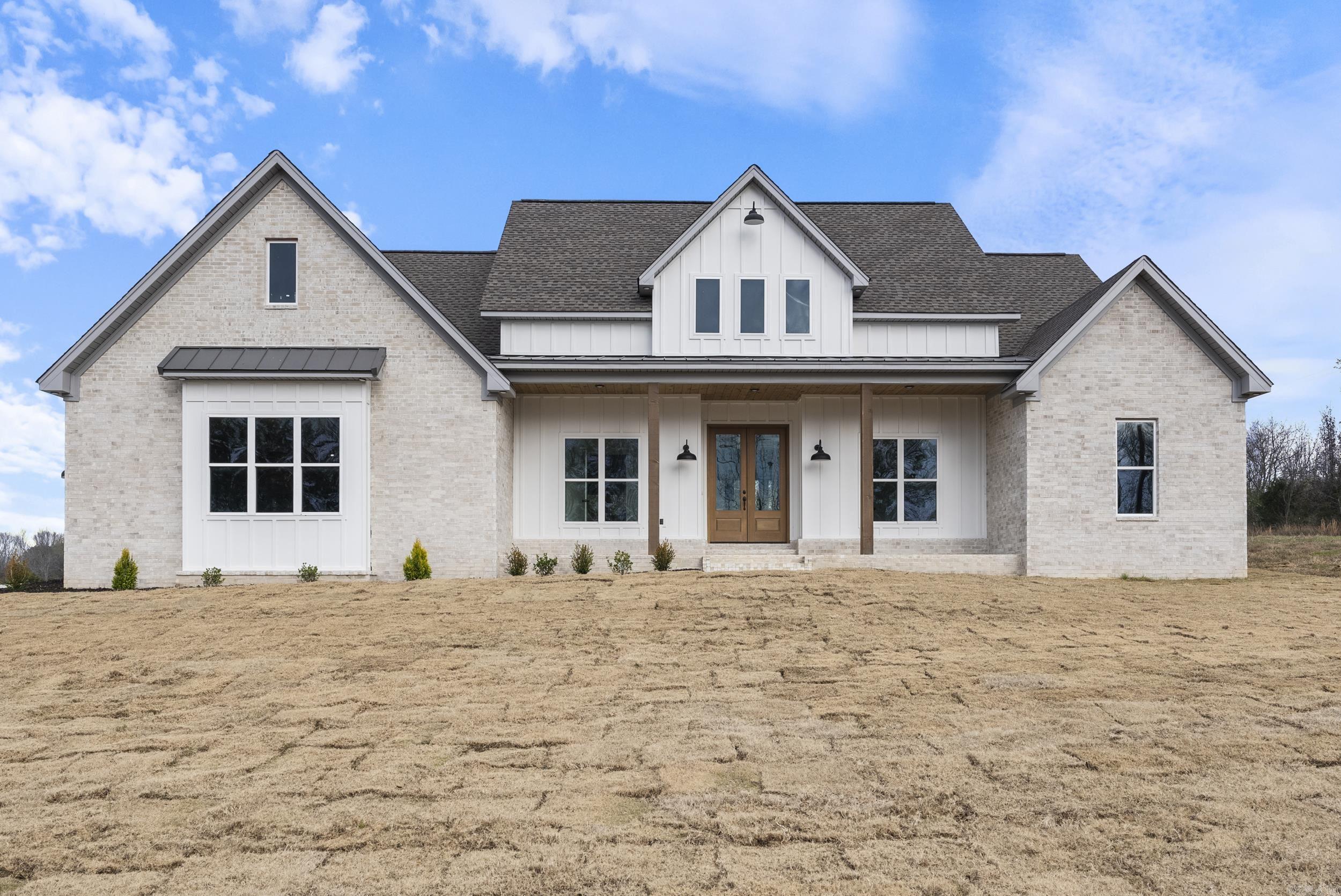8 Lowell Property Photo 1