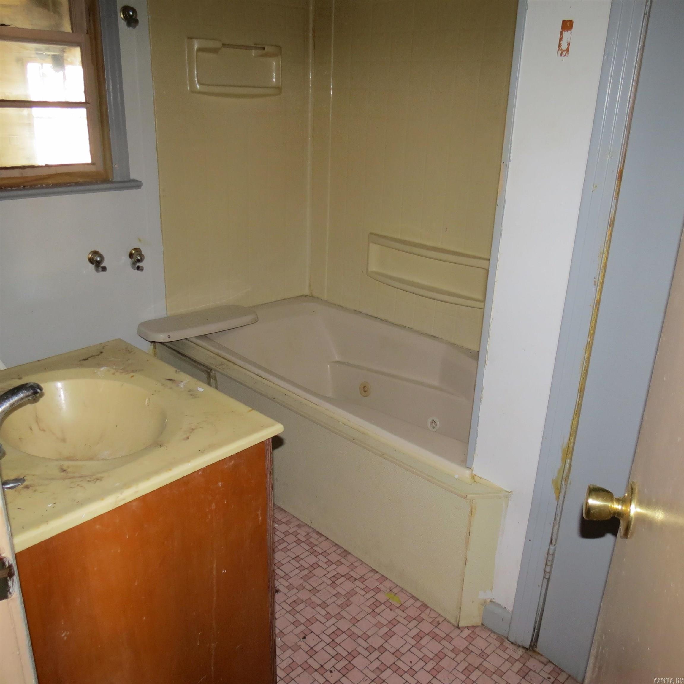 24045798 Property Photo 8