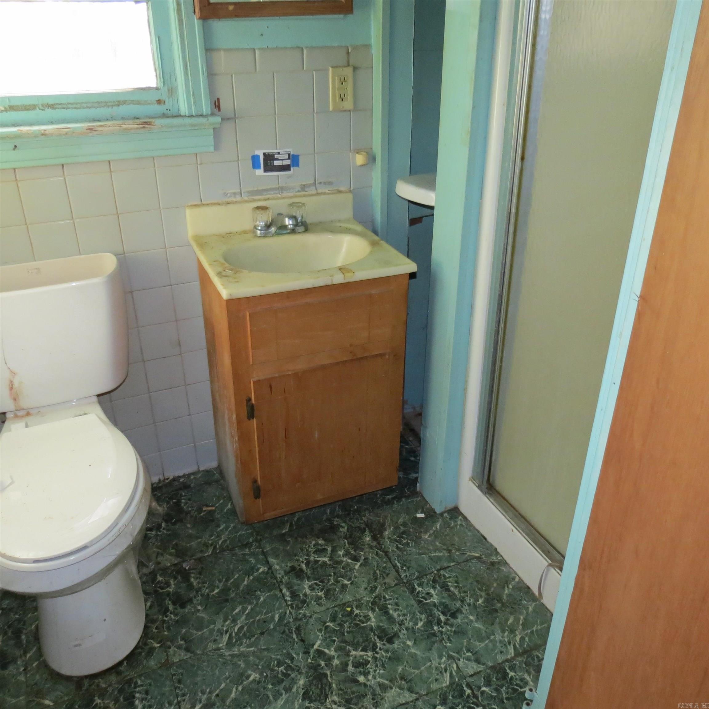 24045798 Property Photo 11