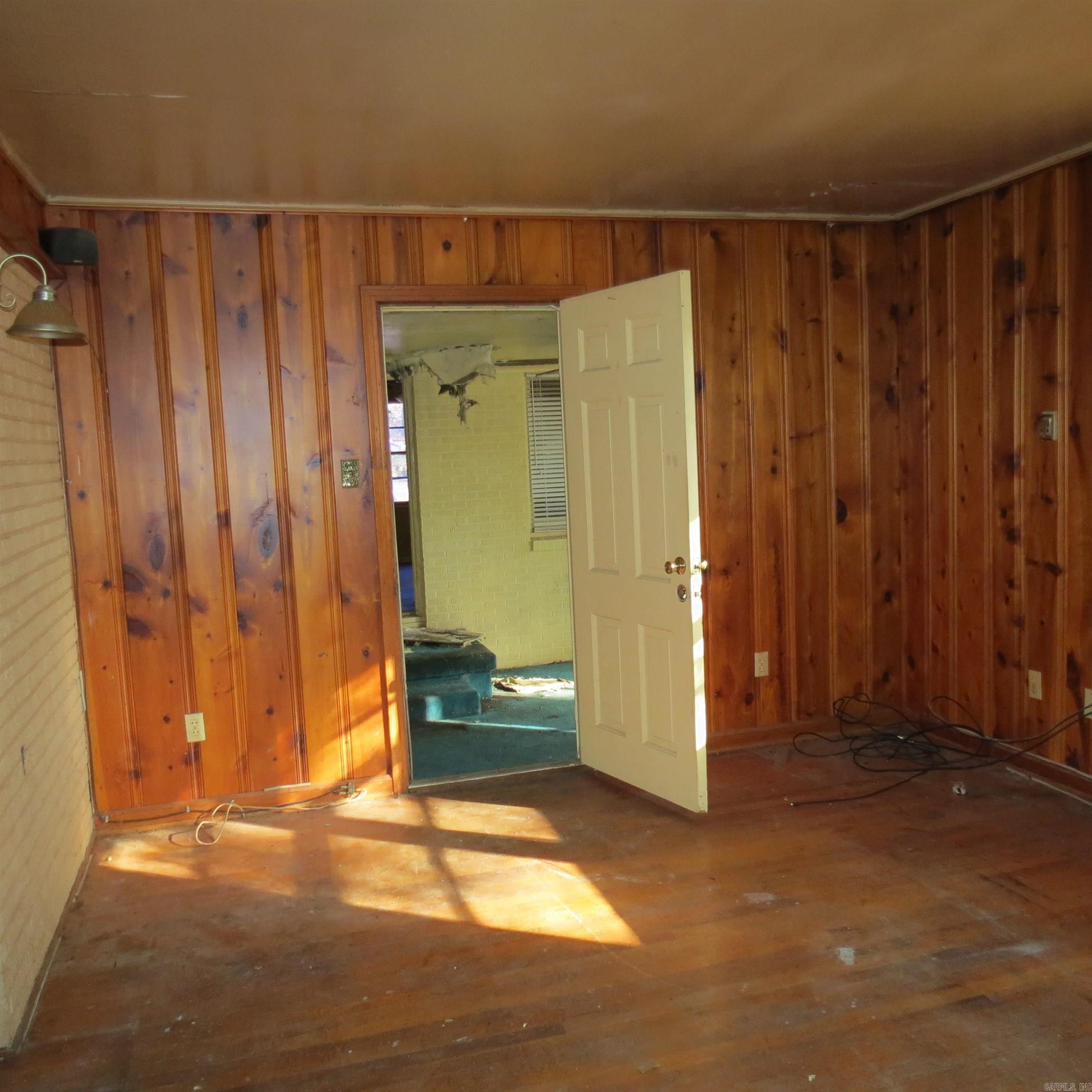 24045798 Property Photo 13