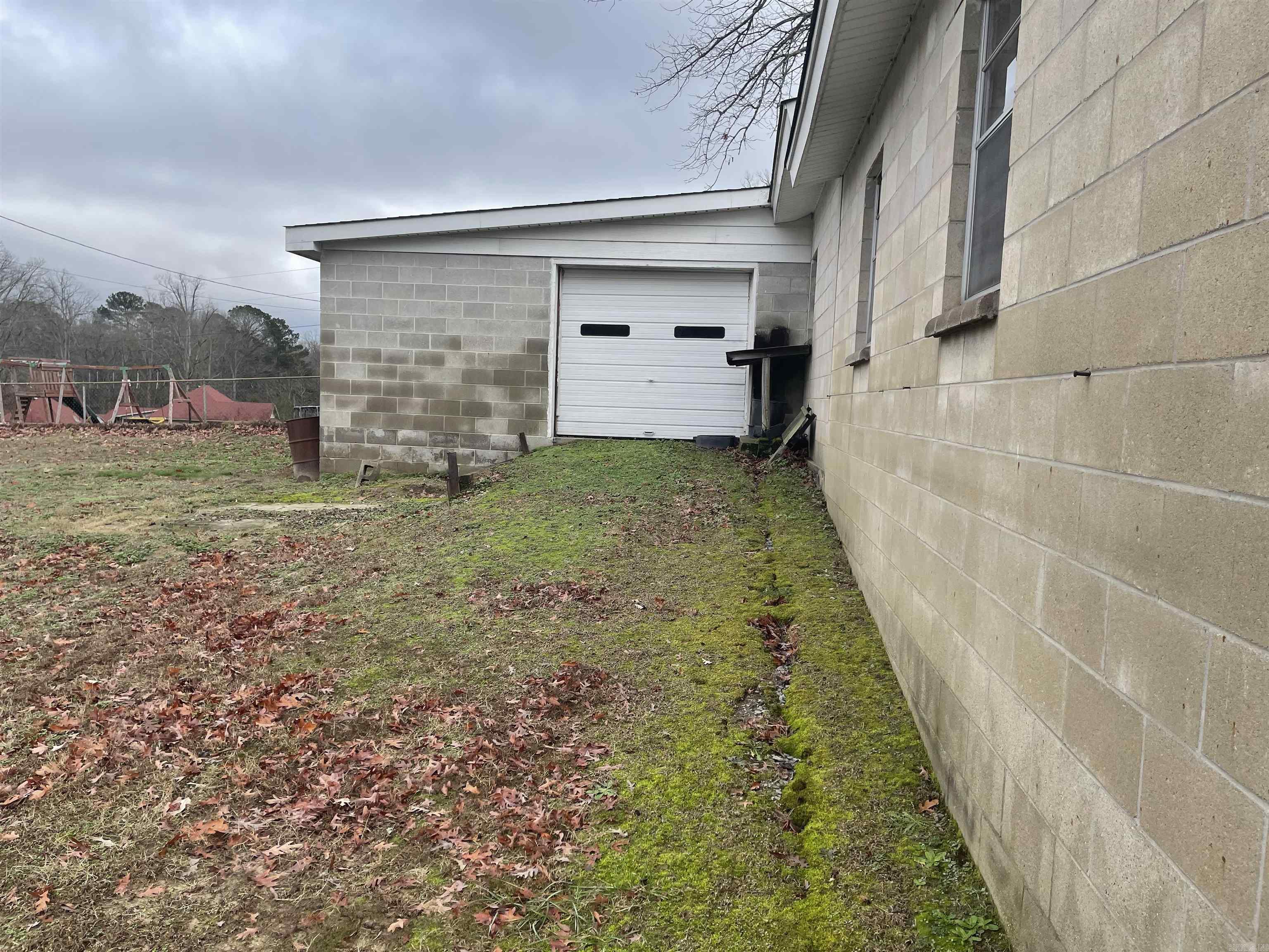 3810 Vinson Rd Property Photo 4