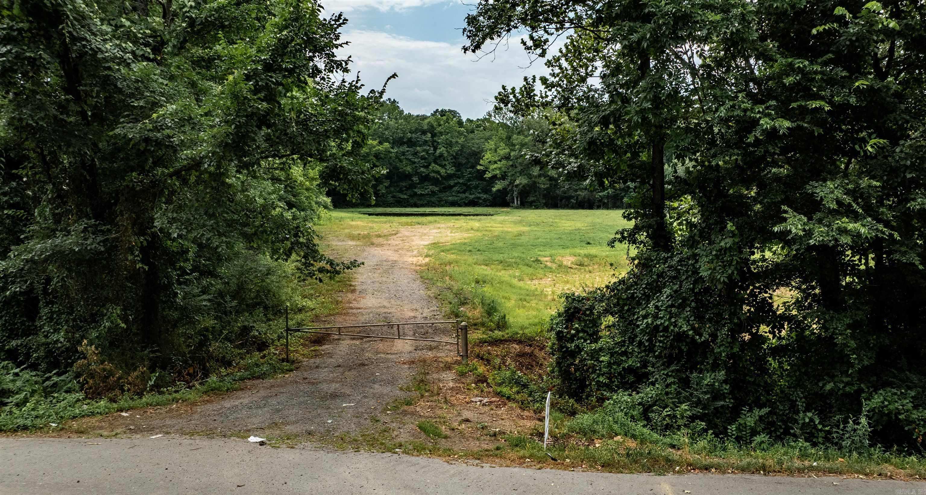 00 Batesville Pike Property Photo 5