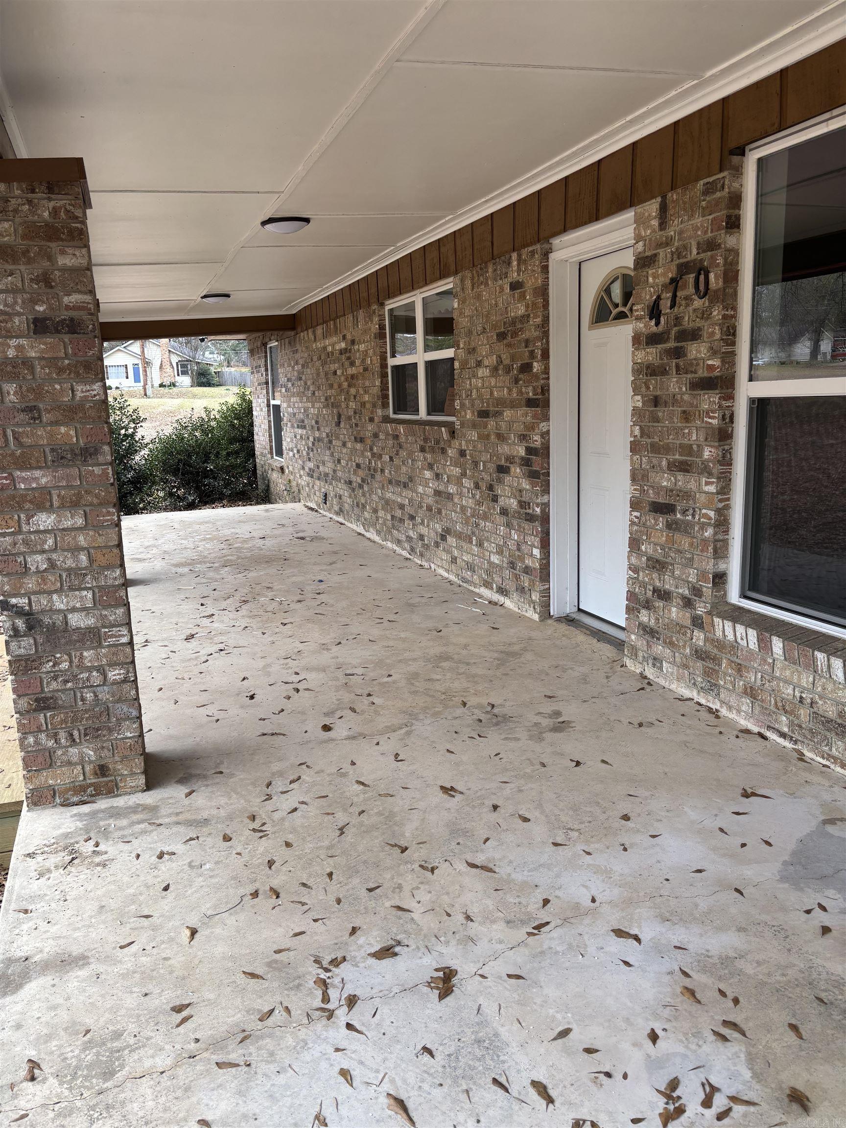 470 Fairview Rd Property Photo 2