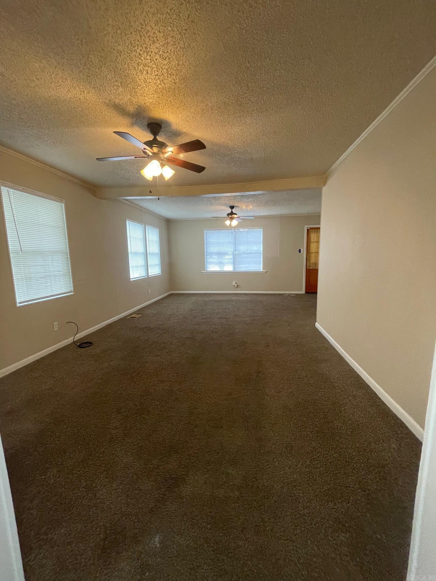 1104 Parkway Drive Property Photo 8