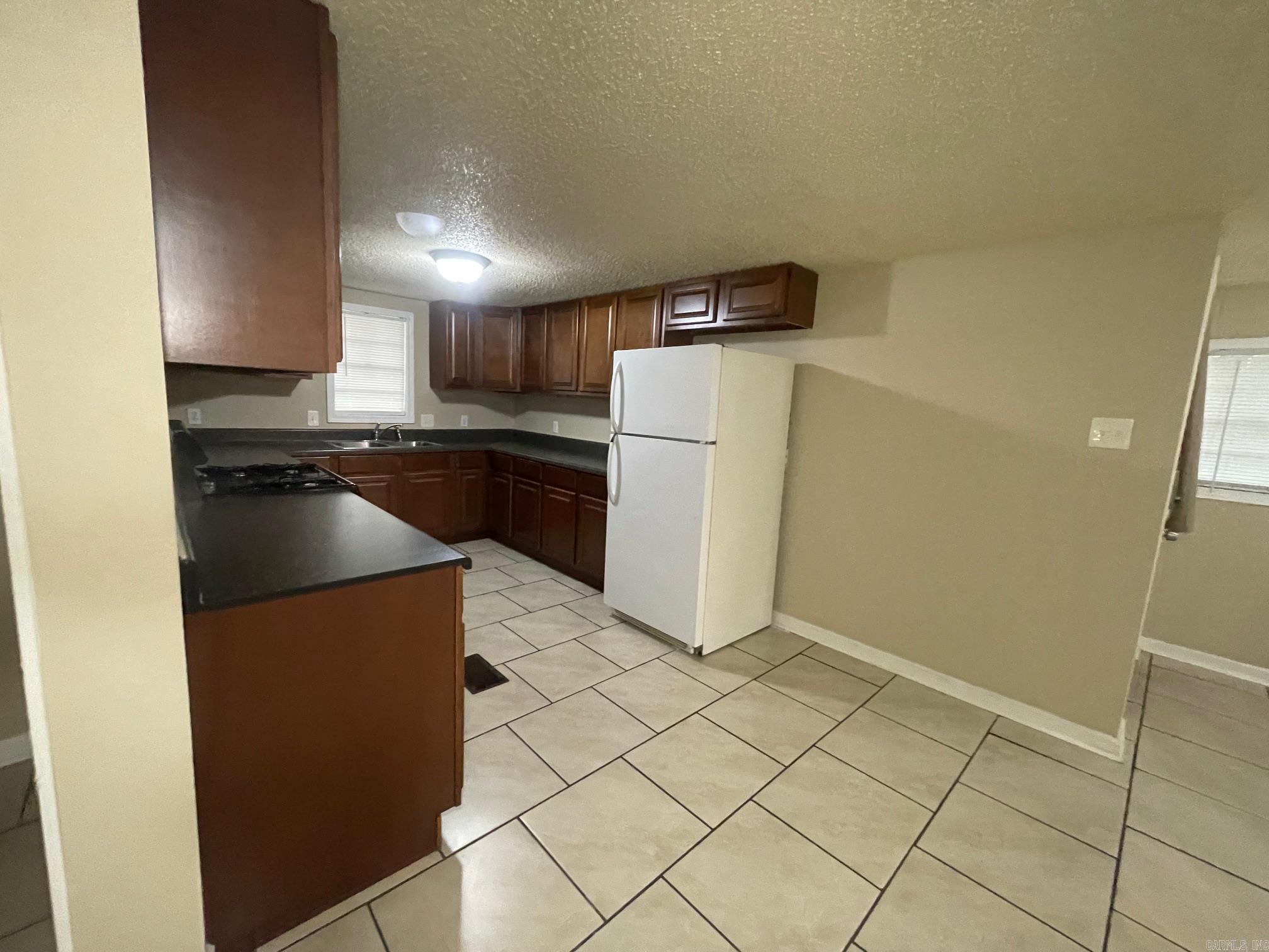1104 Parkway Drive Property Photo 16
