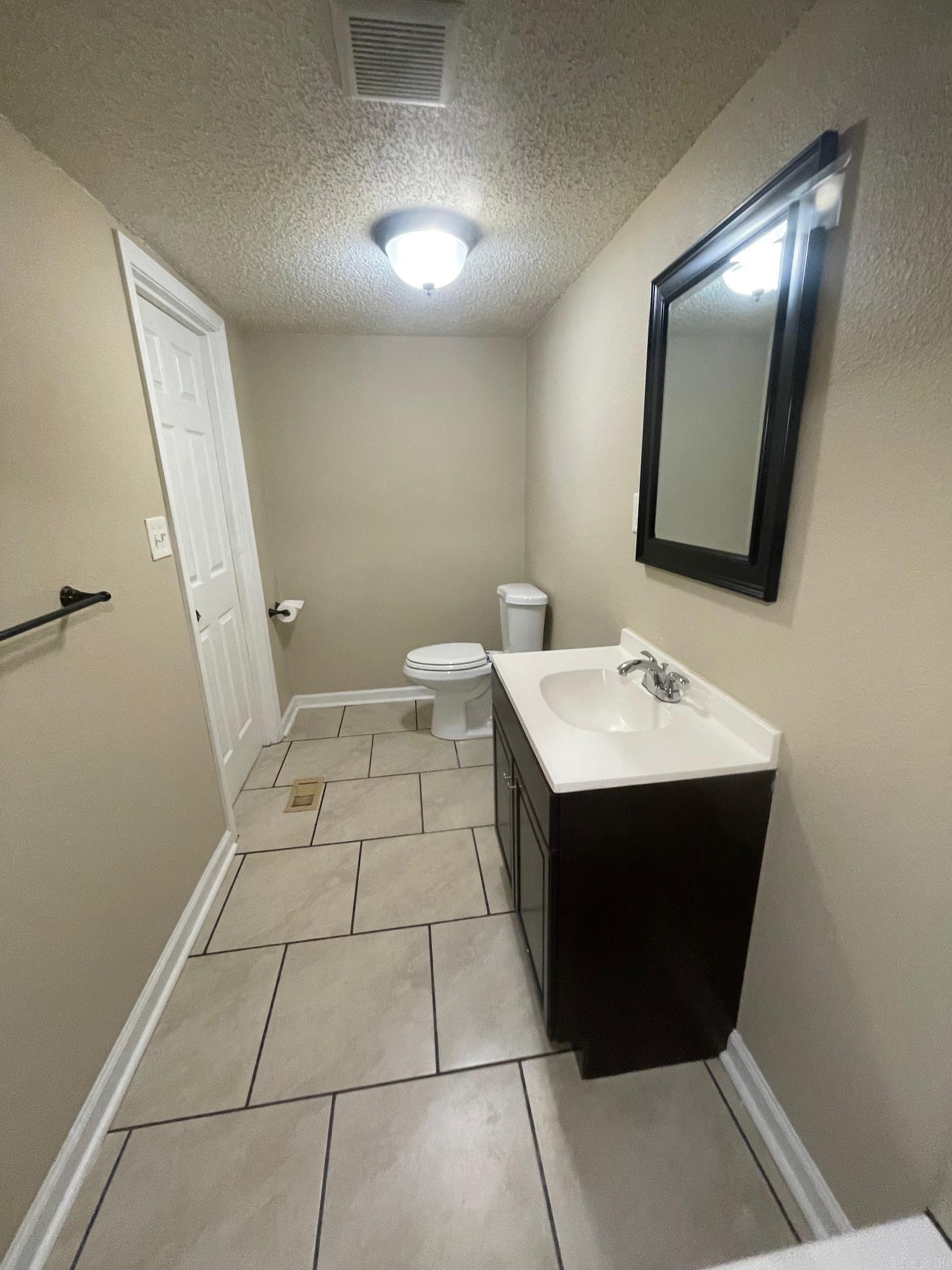 1104 Parkway Drive Property Photo 19