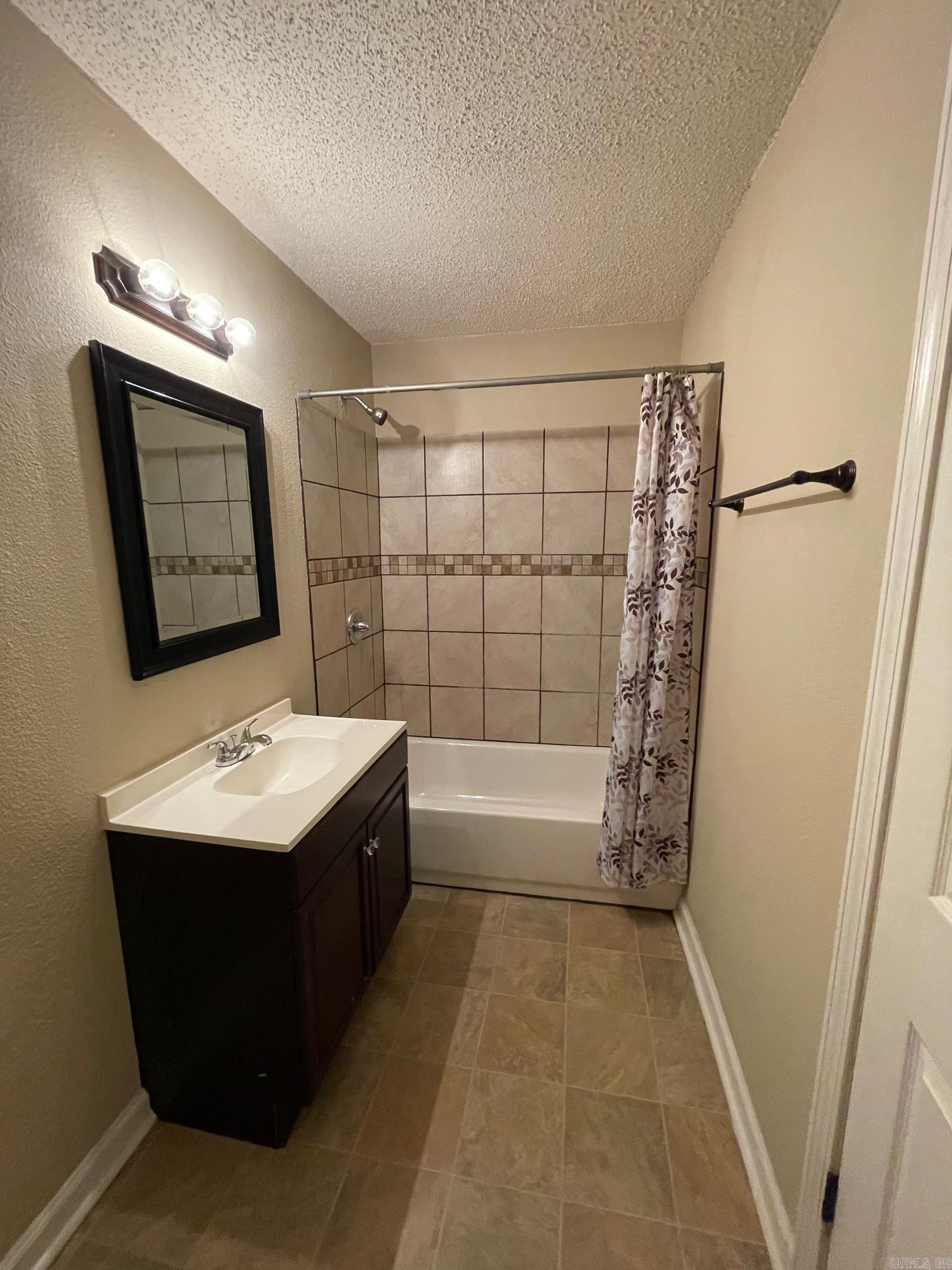 1104 Parkway Drive Property Photo 30
