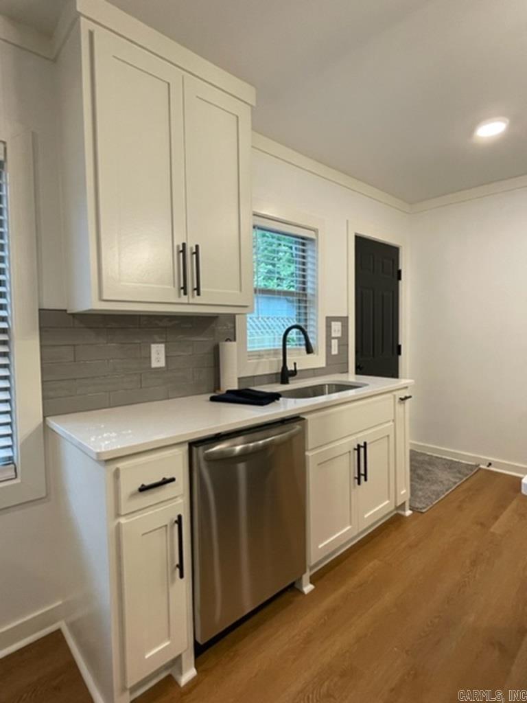 2323 S Izard Street Property Photo 15
