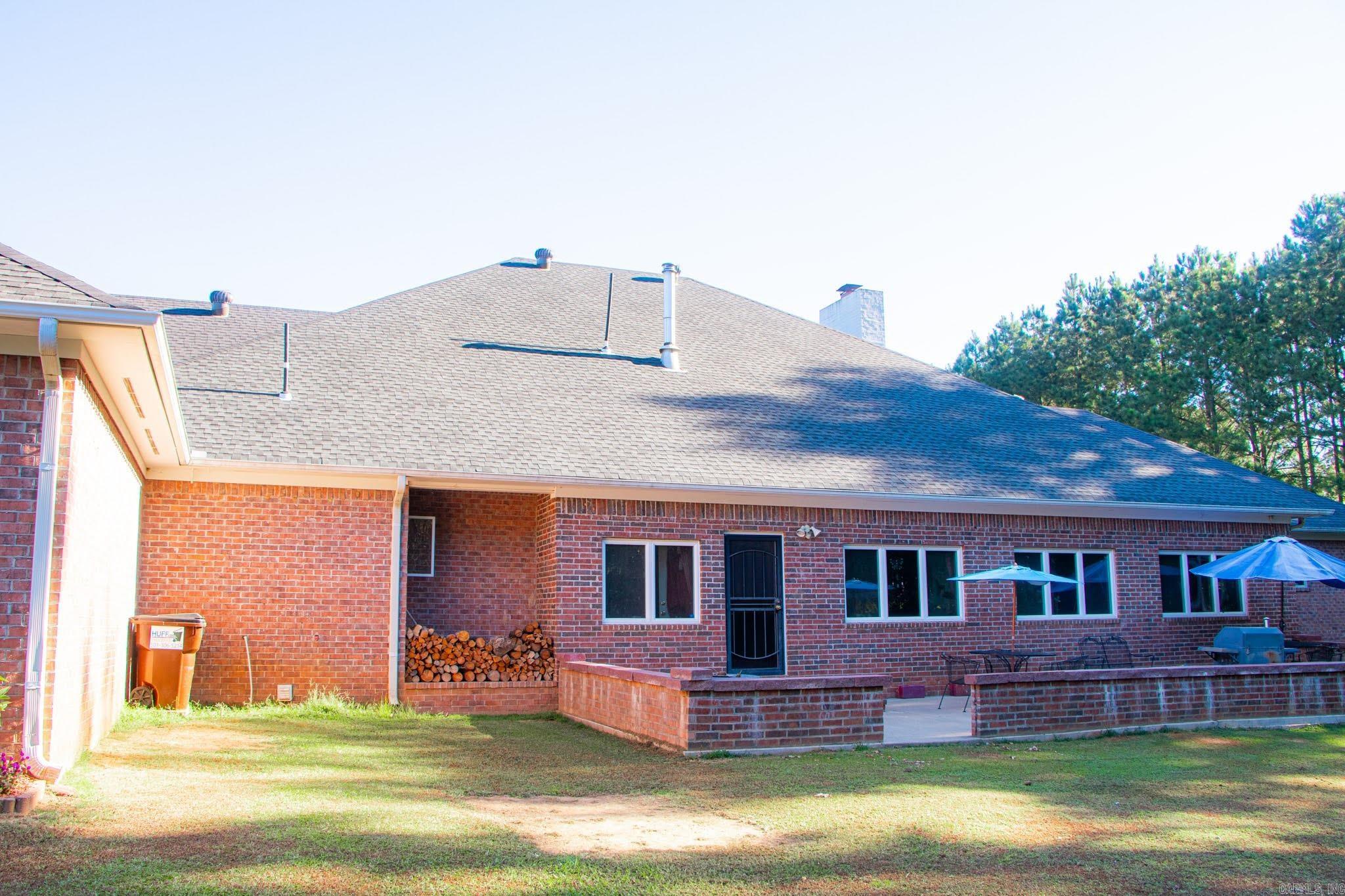 94 Givens Property Photo 4