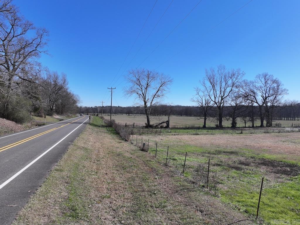 360 Hwy 27 N Property Photo 3
