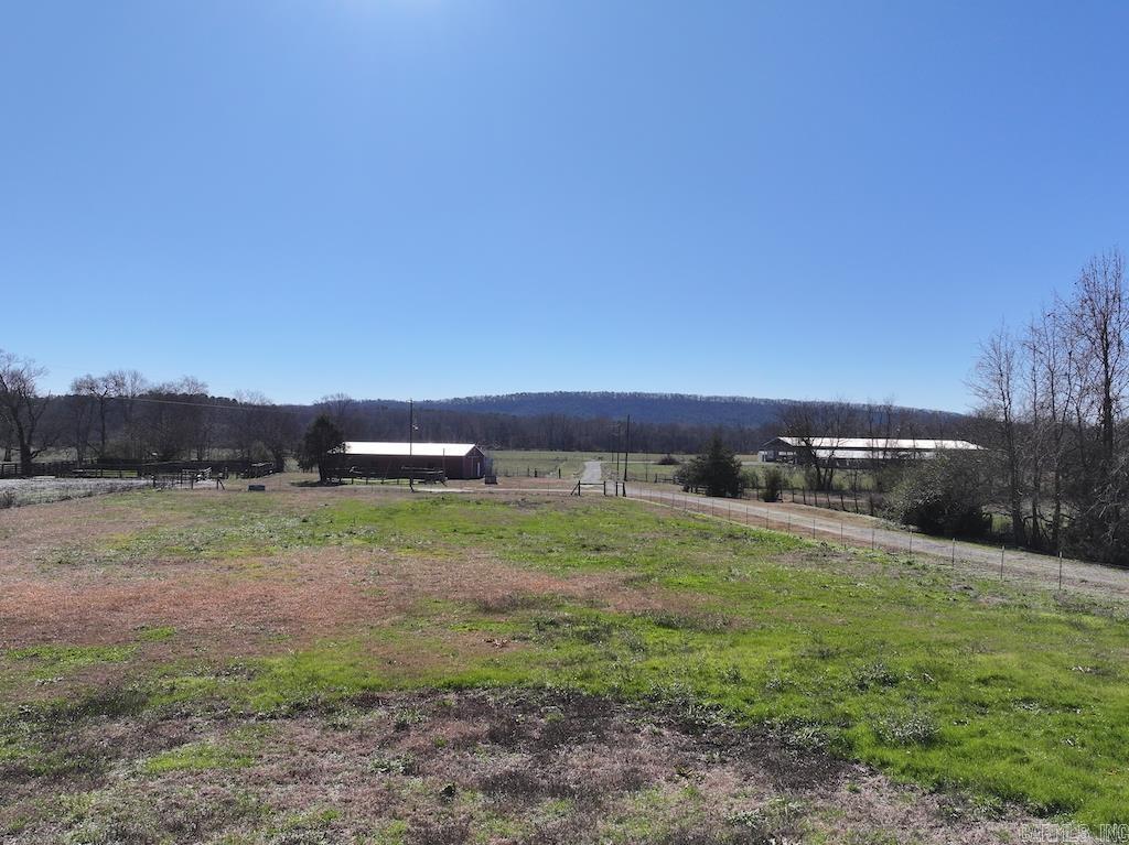 360 Hwy 27 N Property Photo 4