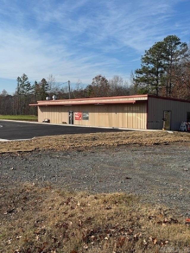 558 Hwy 365 Property Photo 3