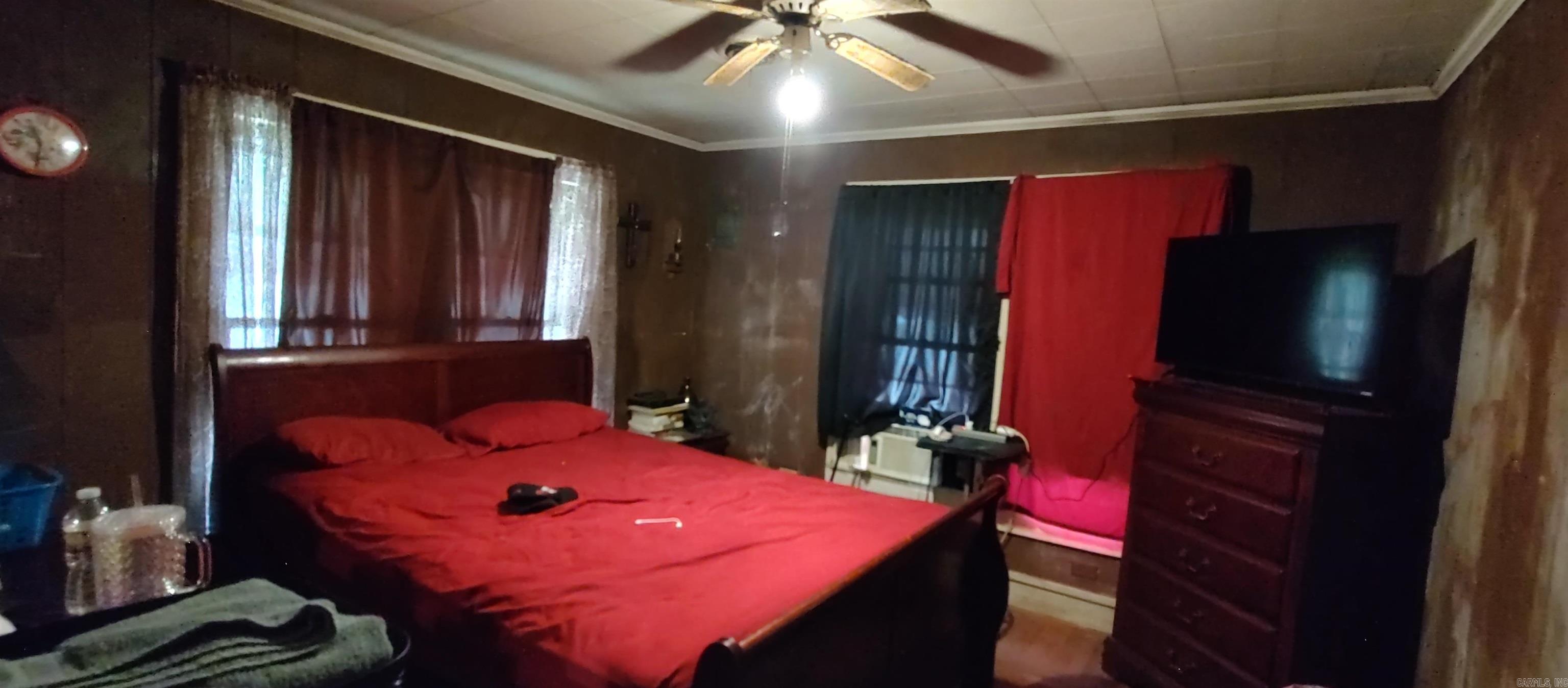 607 Elm Street Property Photo 3