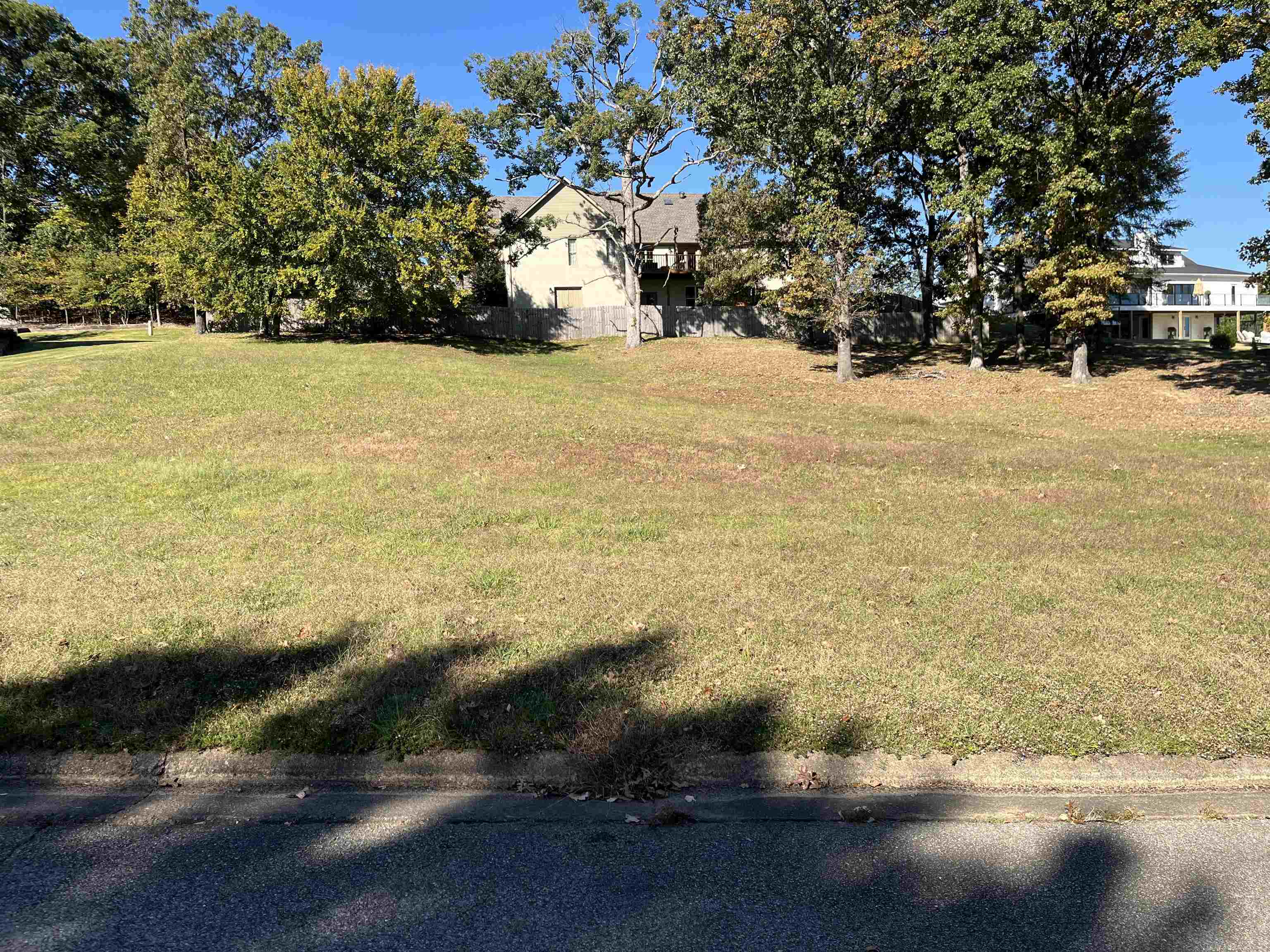 3610 Sawgrass Drive Property Photo 3