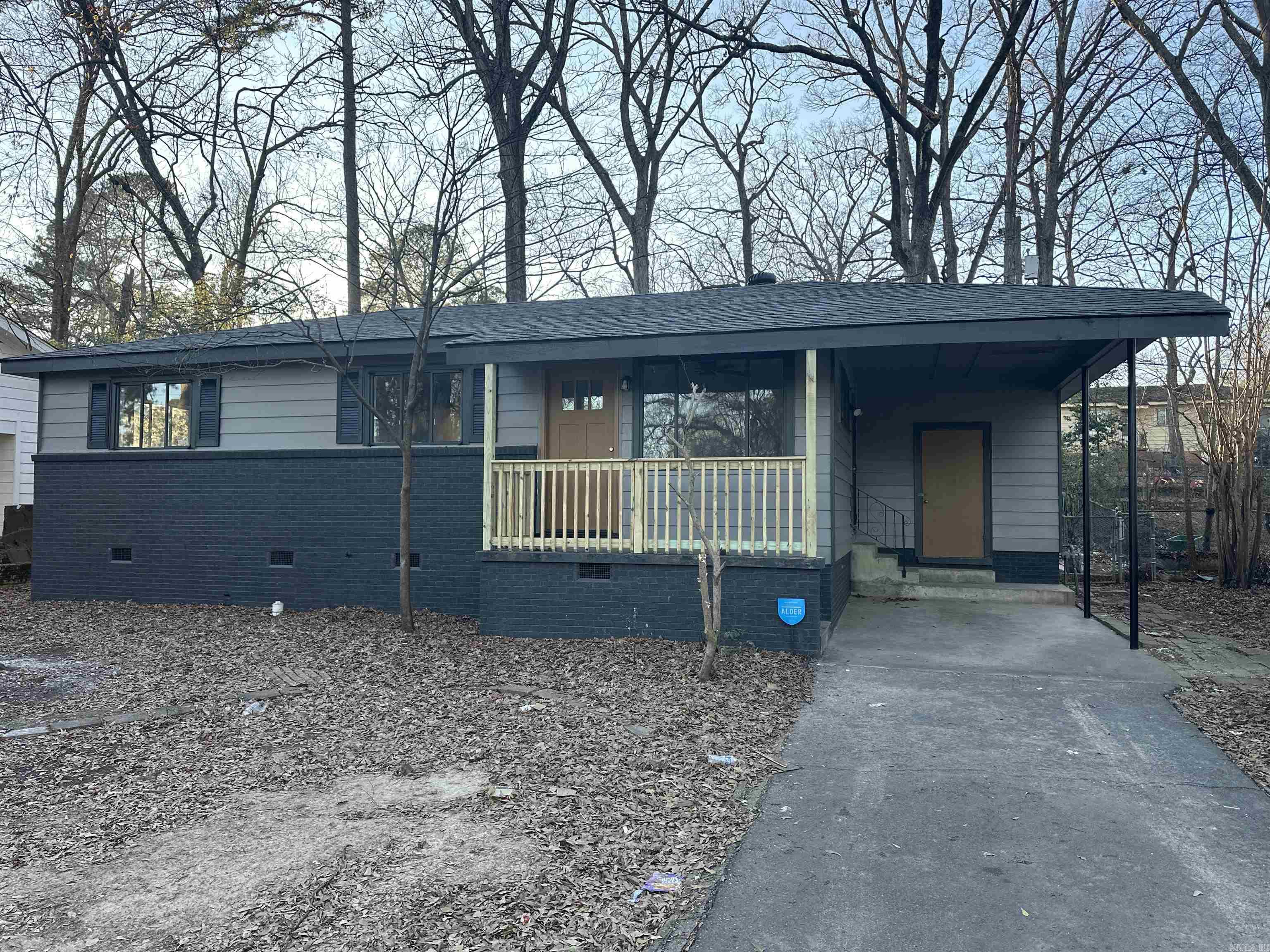 16 Irving Drive Property Photo