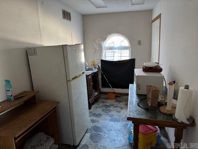 208 & 210 E Everett Street Property Photo 11