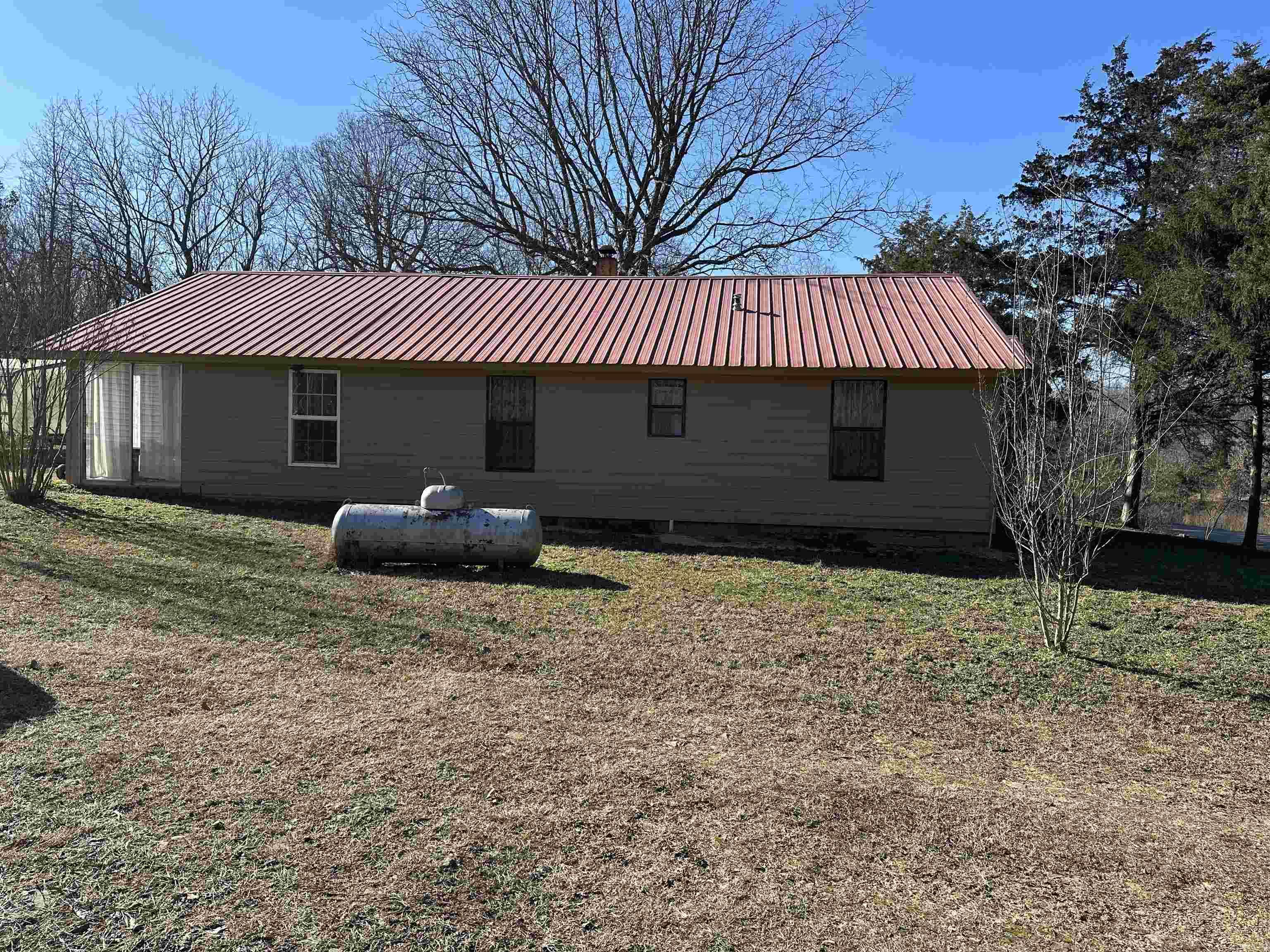 2251 Middlebrook Rd. Property Photo 2