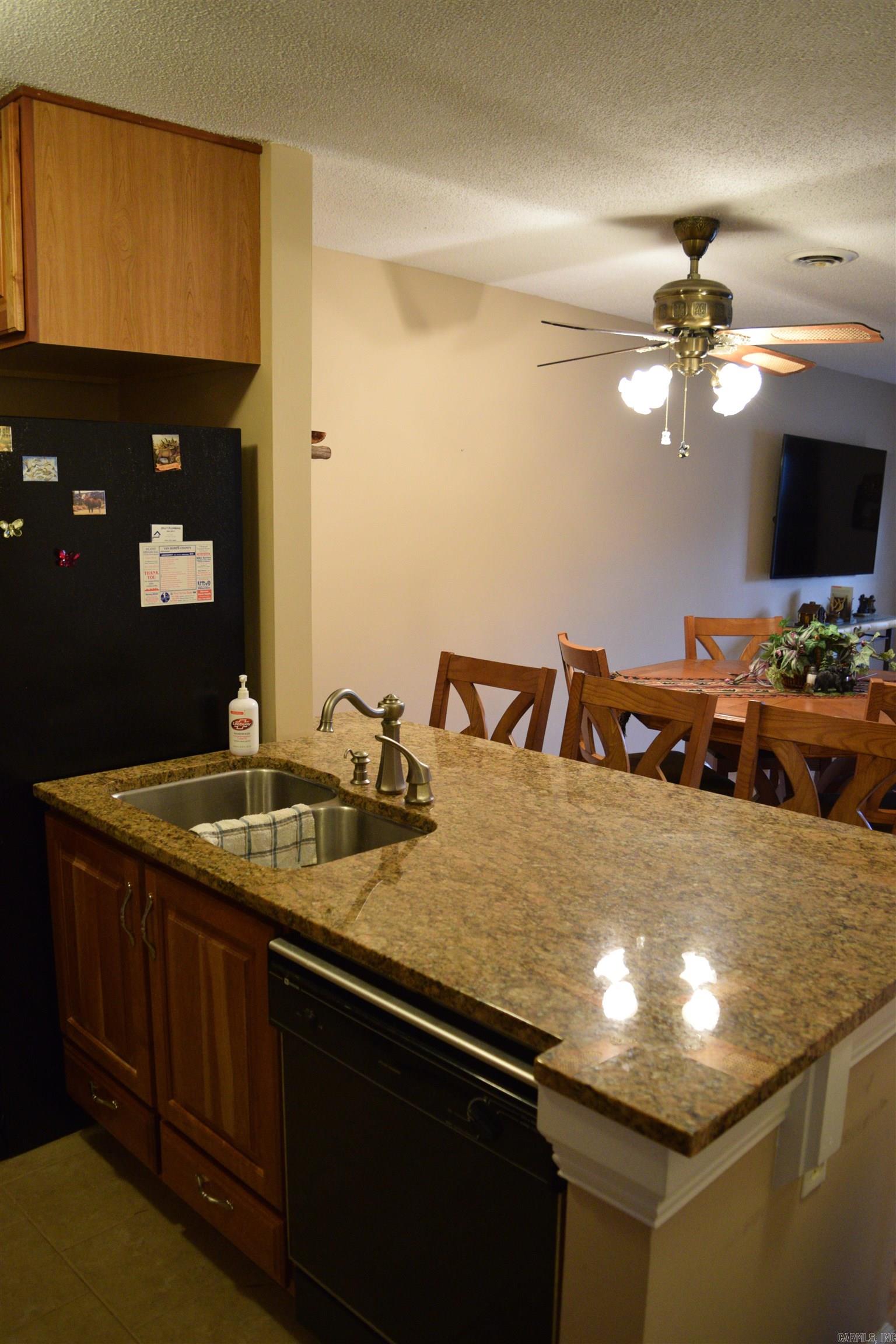 135 #97 Hillview Drive Property Photo 4