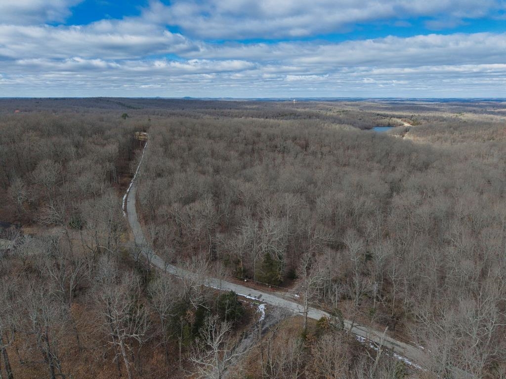1 Nakota Trce Property Photo 1