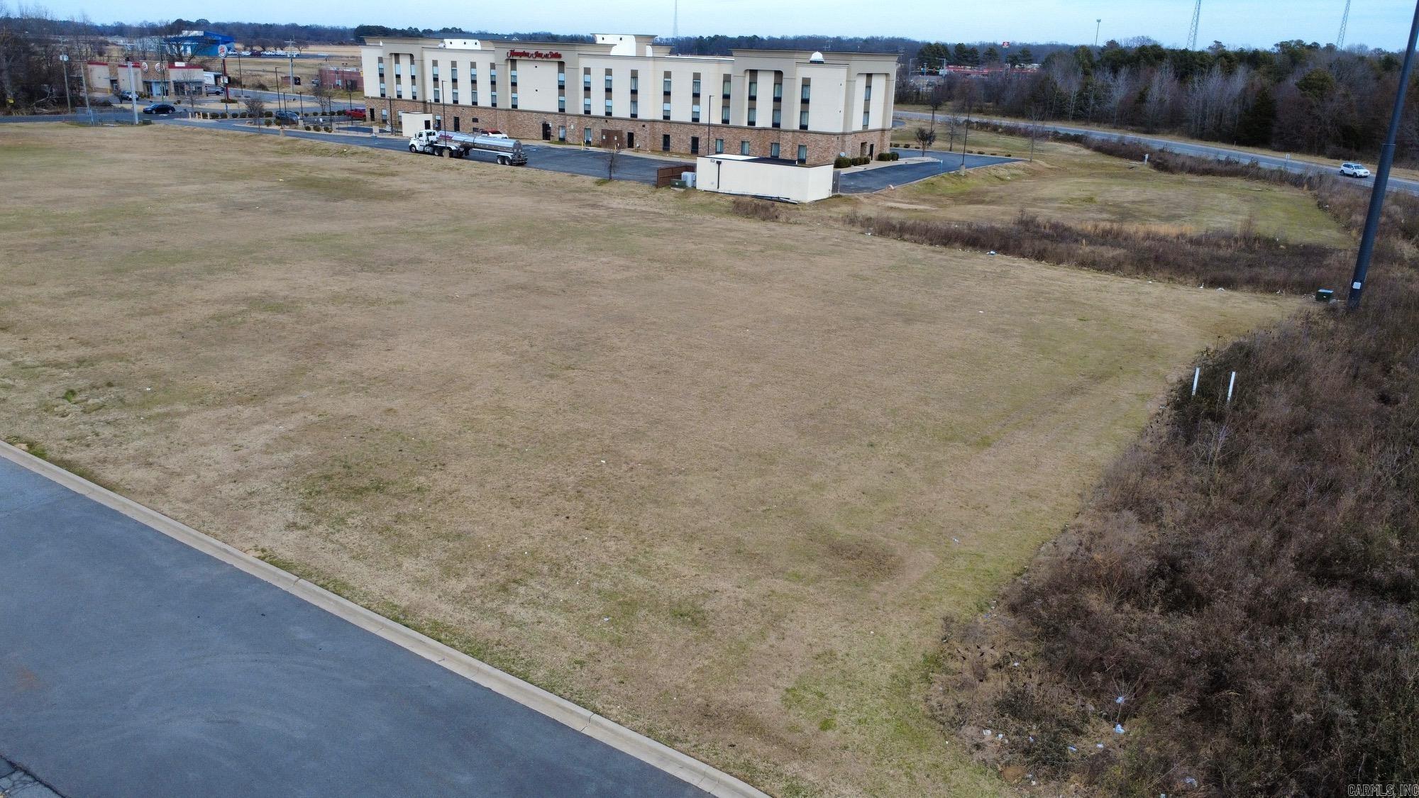 Brownsville Loop Rd Property Photo 6