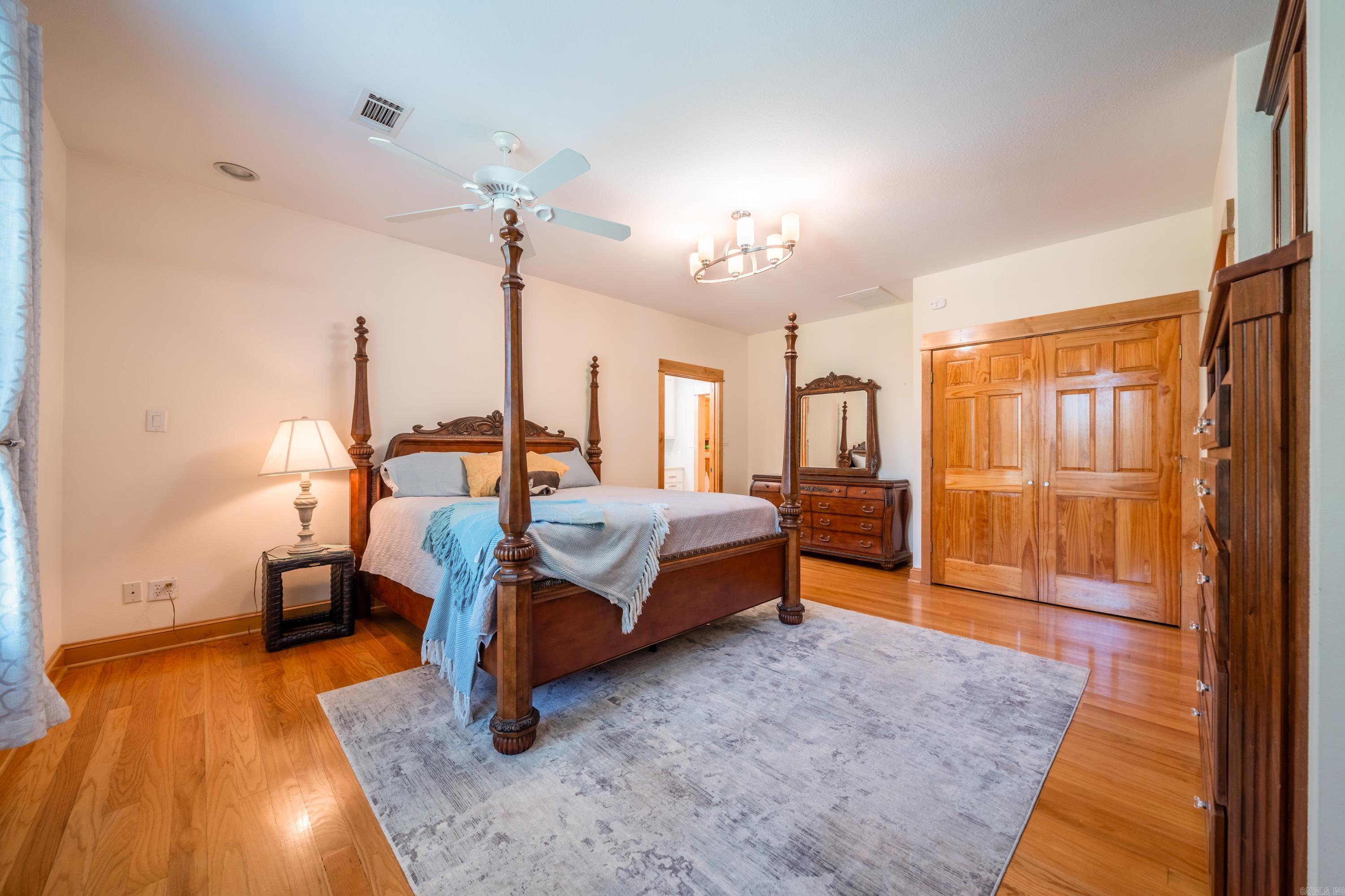 495 Amity Road Property Photo 17