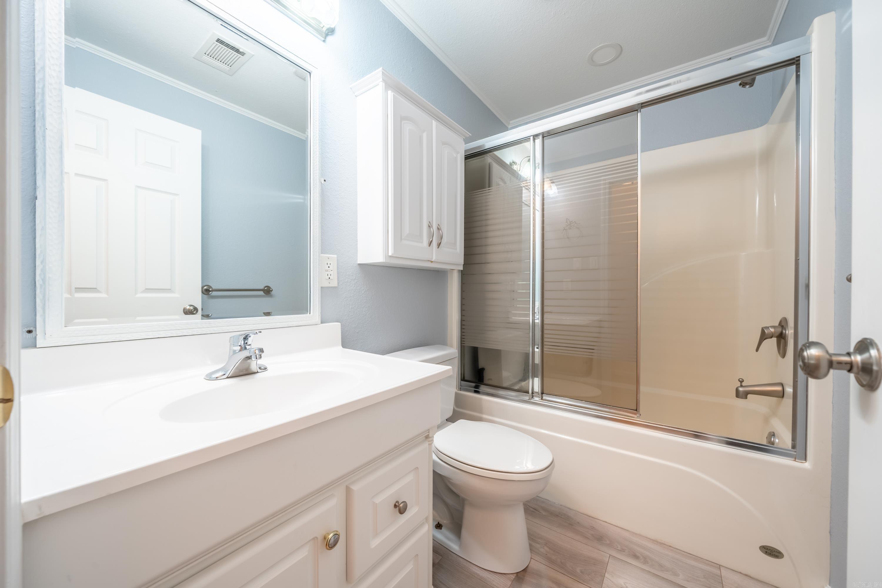 495 Amity Road Property Photo 27